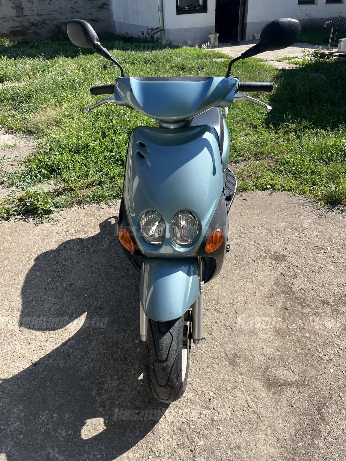 YAMAHA NEOS 2005/4 - 1