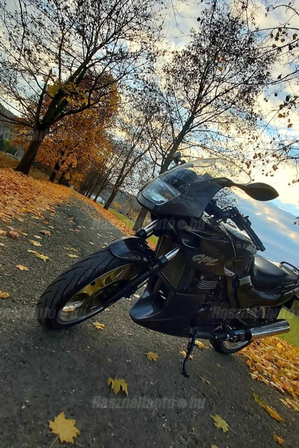 KAWASAKI GPZ 500 S 1996/5 - 1