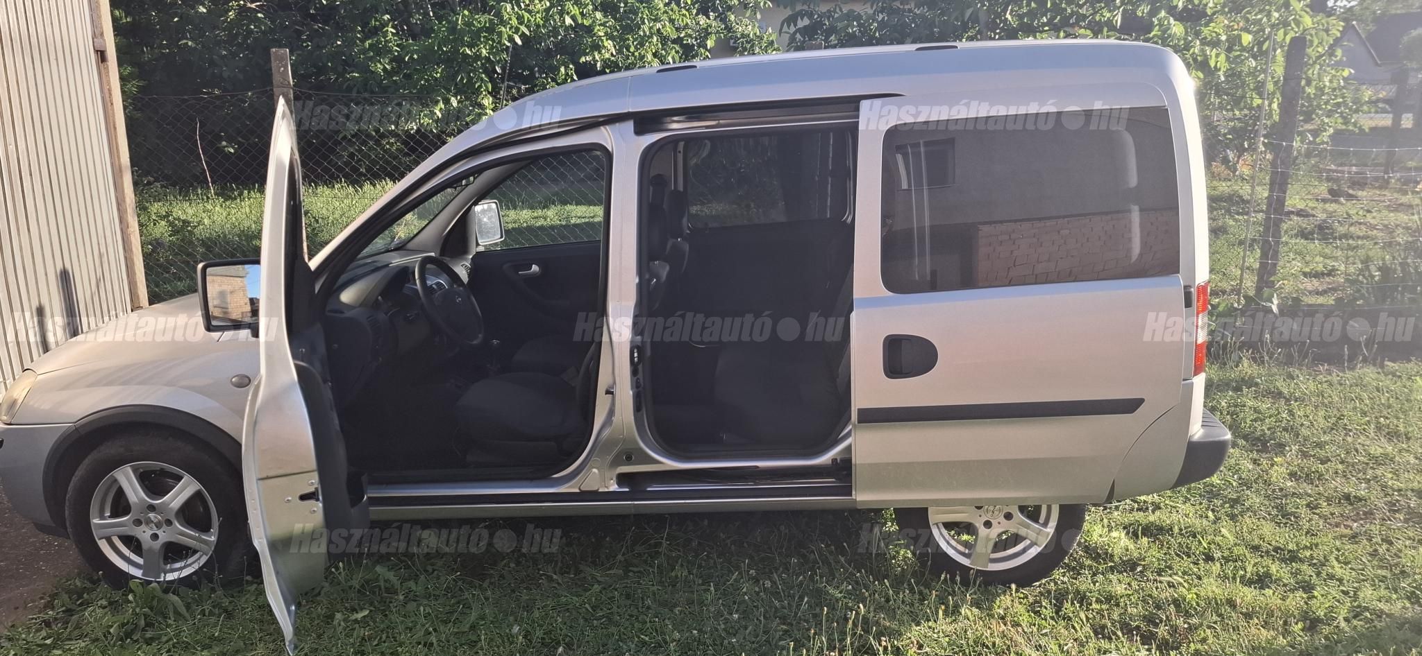 OPEL COMBO 2009/9 - 1