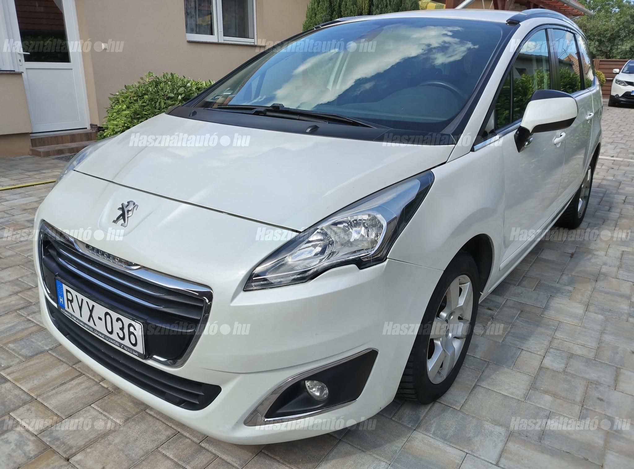 PEUGEOT 5008 2015/6 - 1