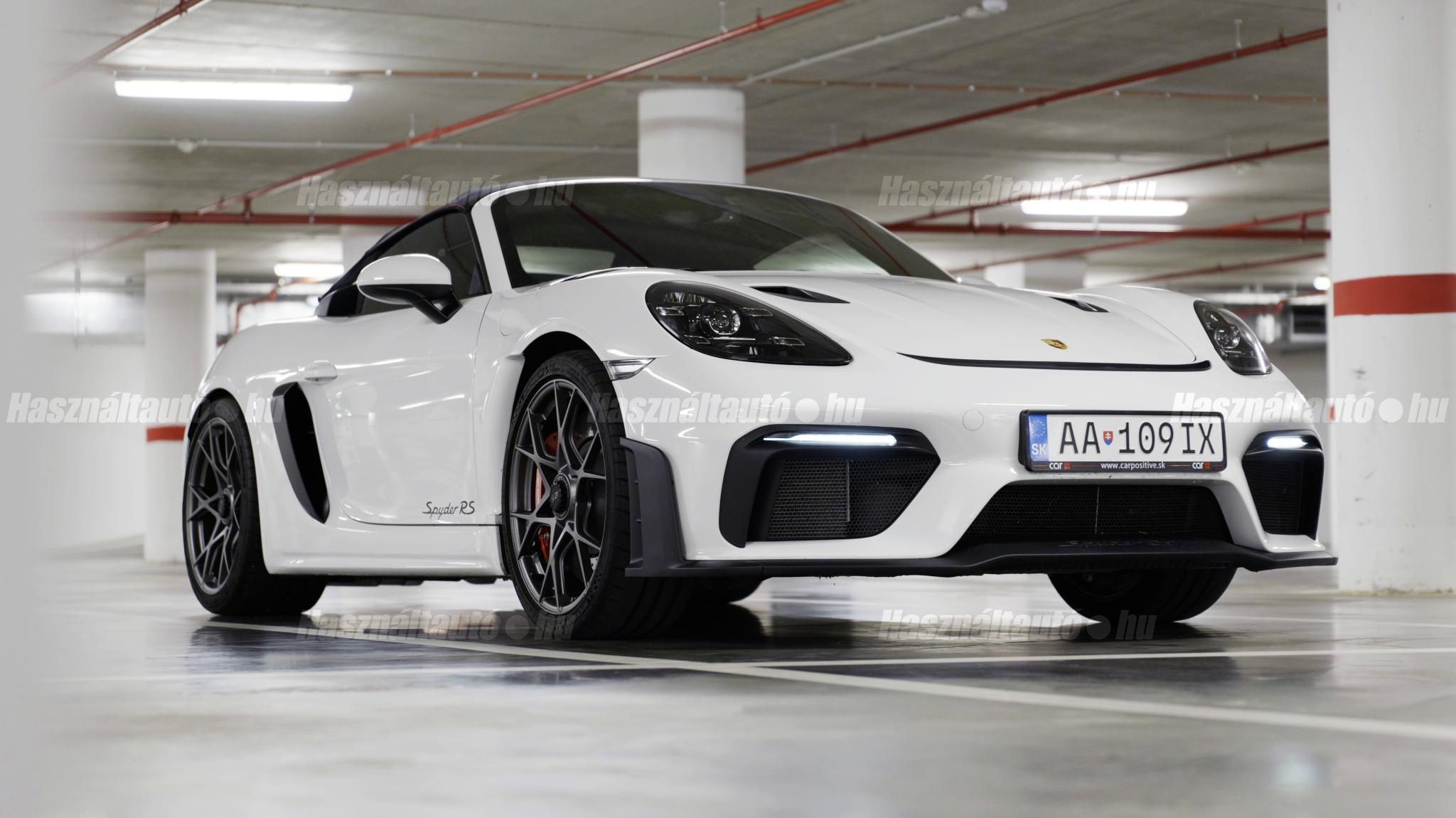 PORSCHE 718 2024/6 - 1