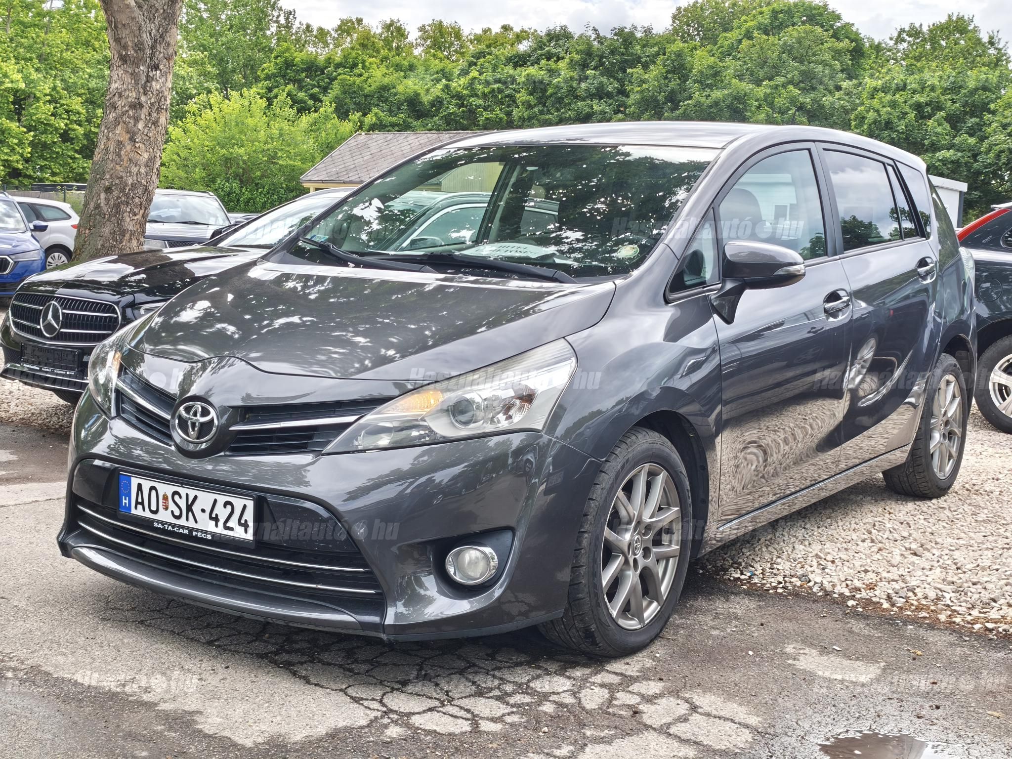 TOYOTA VERSO 2013/4 - 1