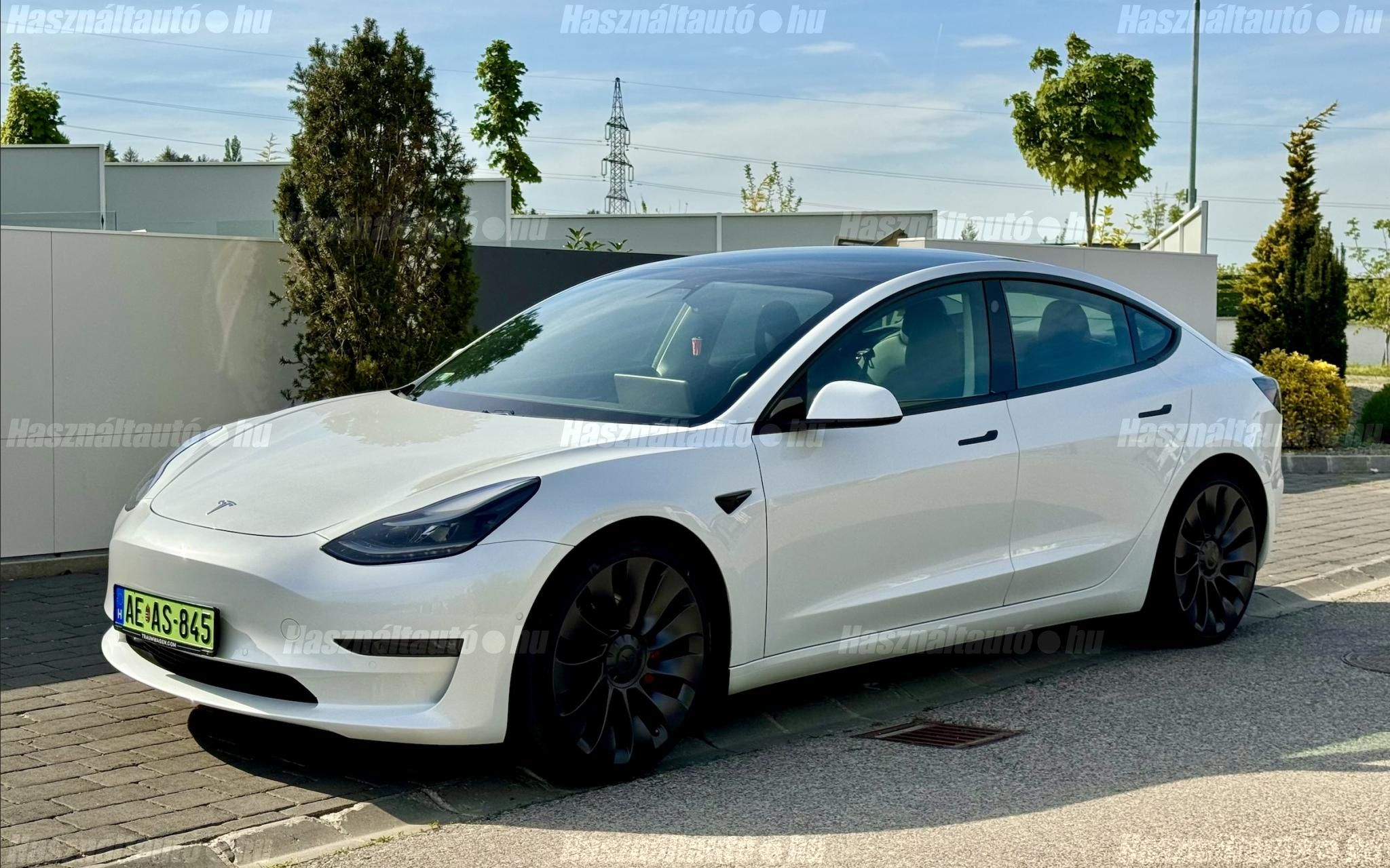 TESLA MODEL 3 2022/10 - 1