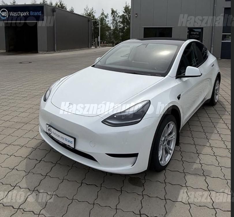 TESLA MODEL Y 2023/3 - 1