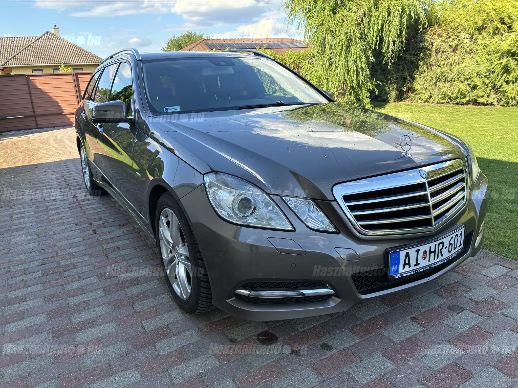 MERCEDES-BENZ E 220 2011/6 - 1