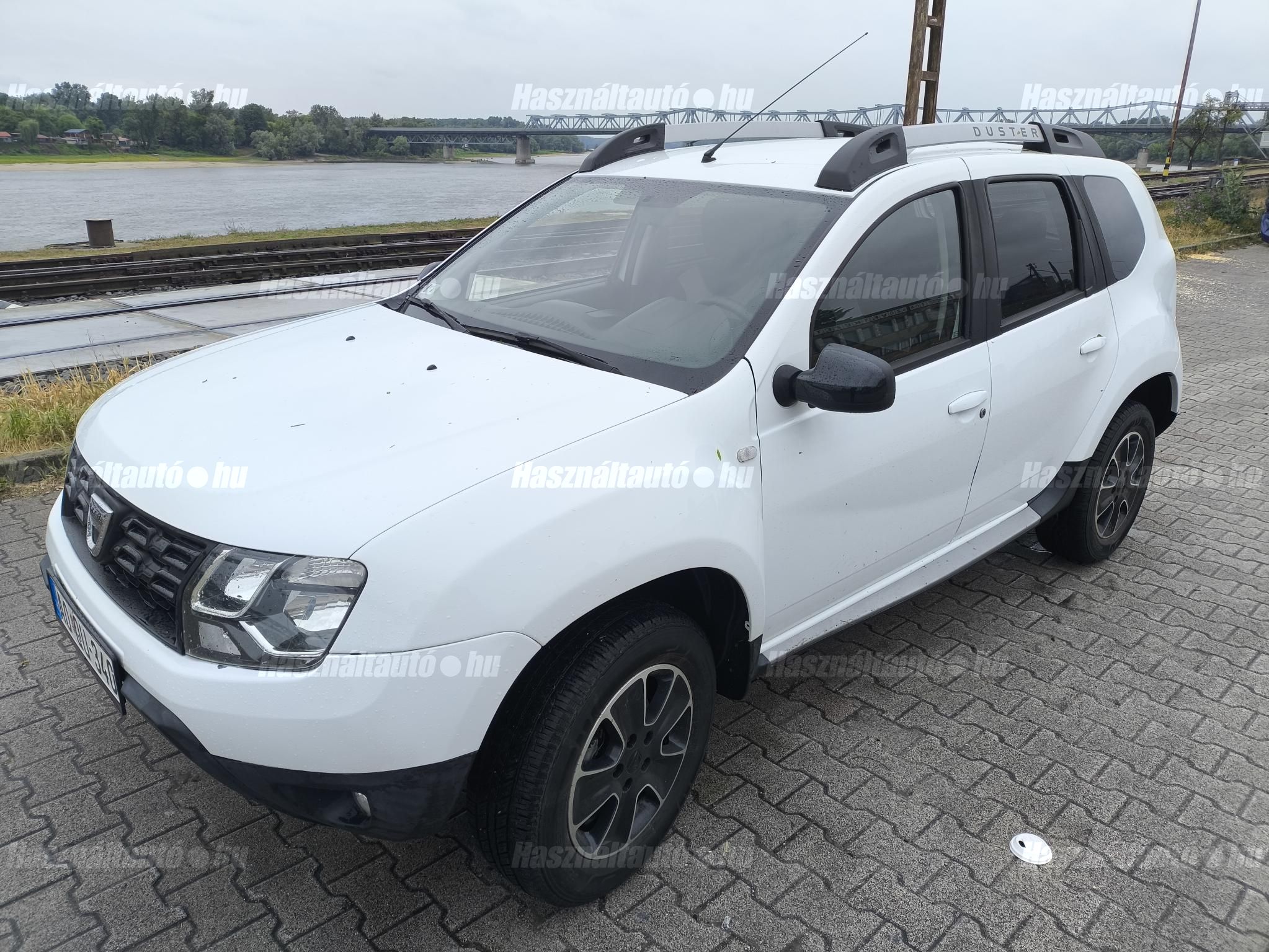 DACIA DUSTER 2017/5 - 1