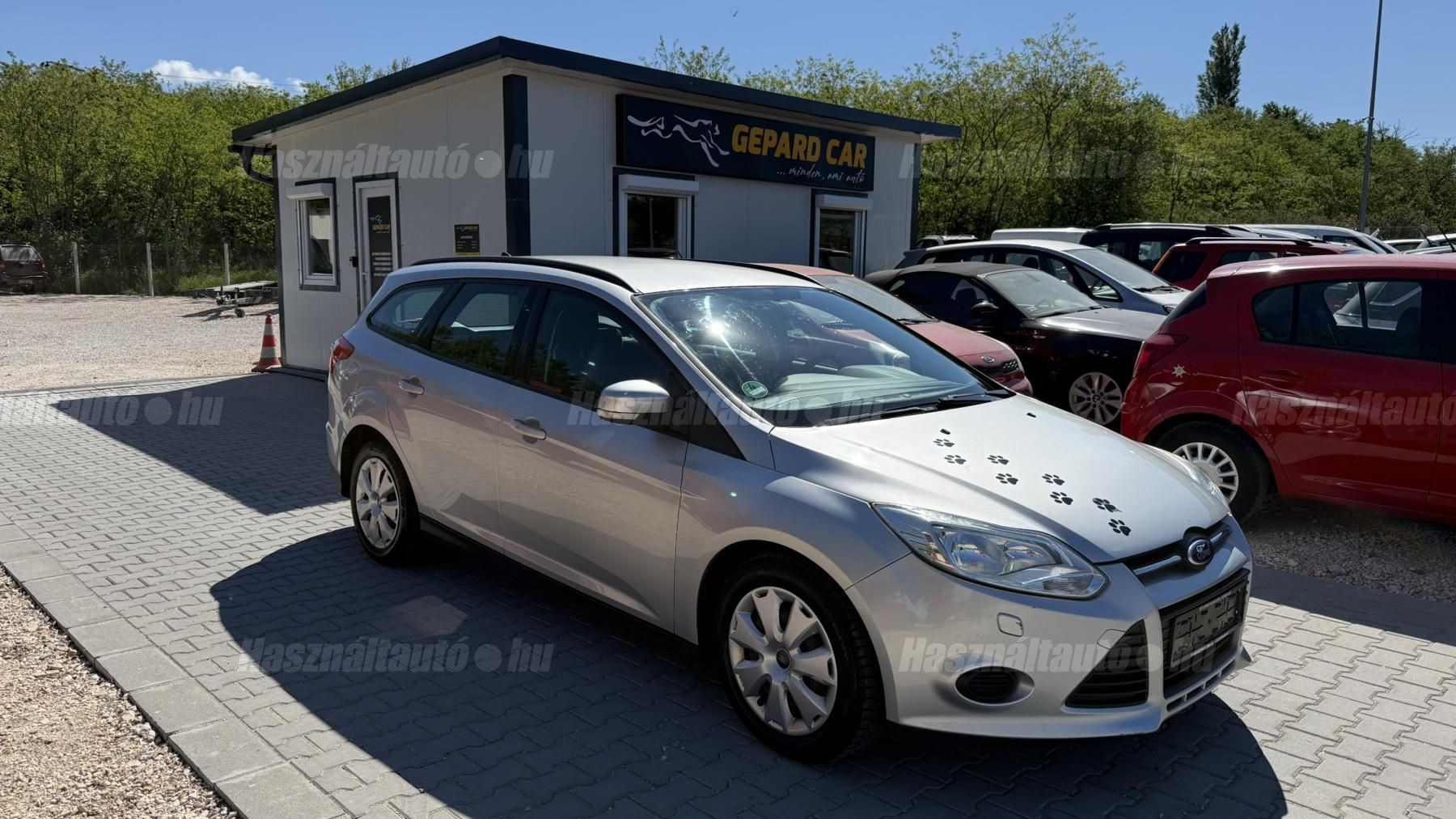 FORD FOCUS 2011/12 - 1