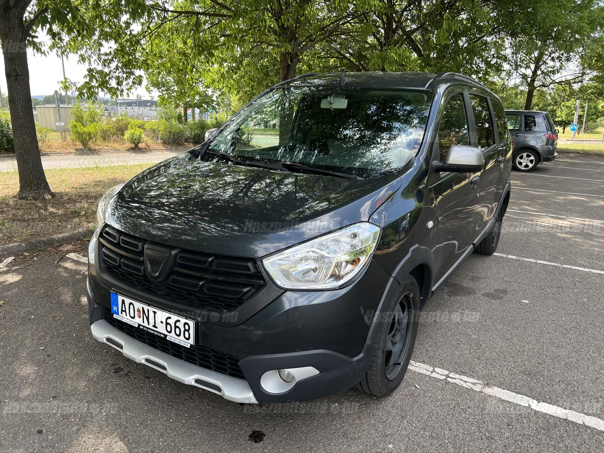DACIA LODGY 2018/8 - 1