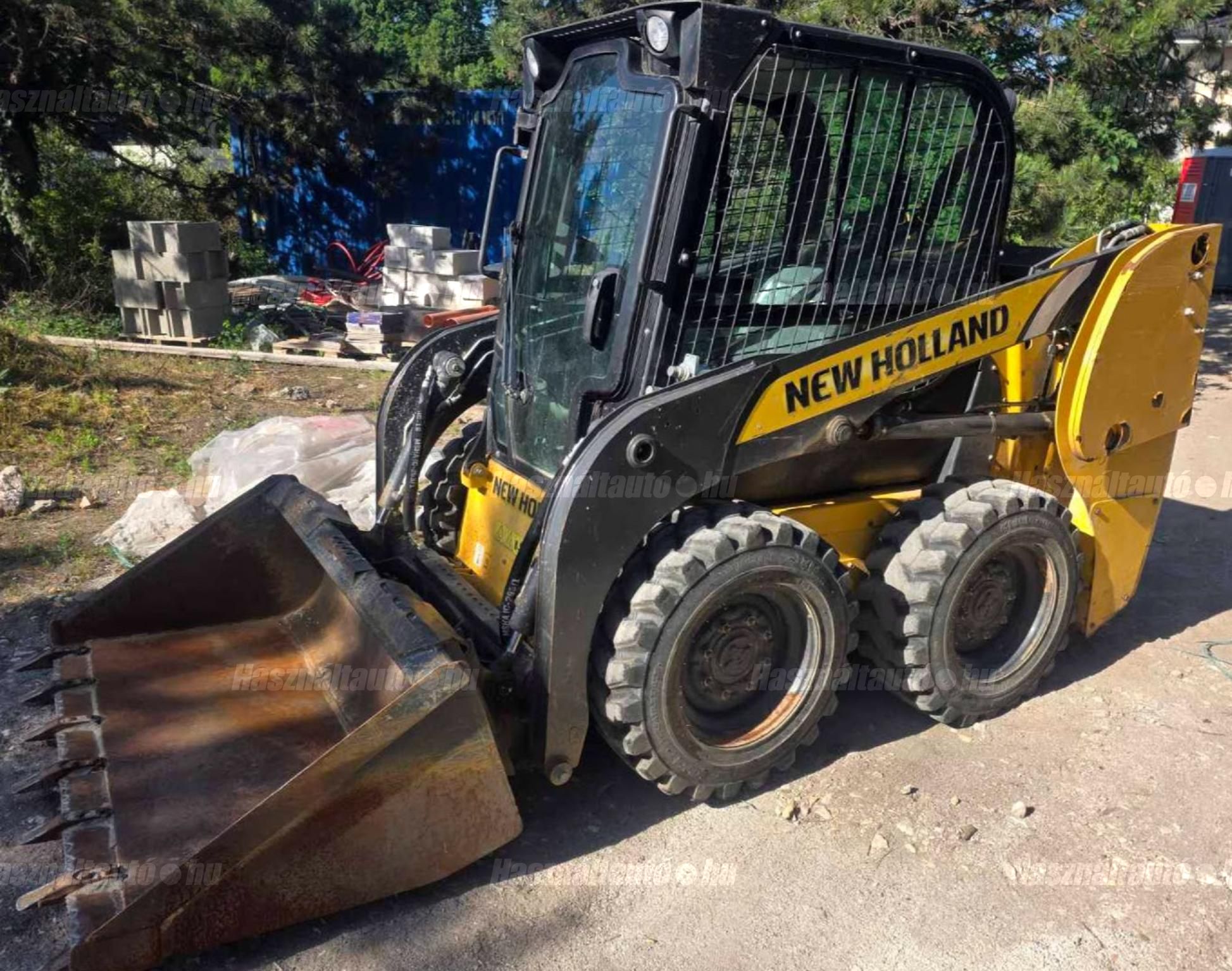 NEW HOLLAND 2019/1 - 1