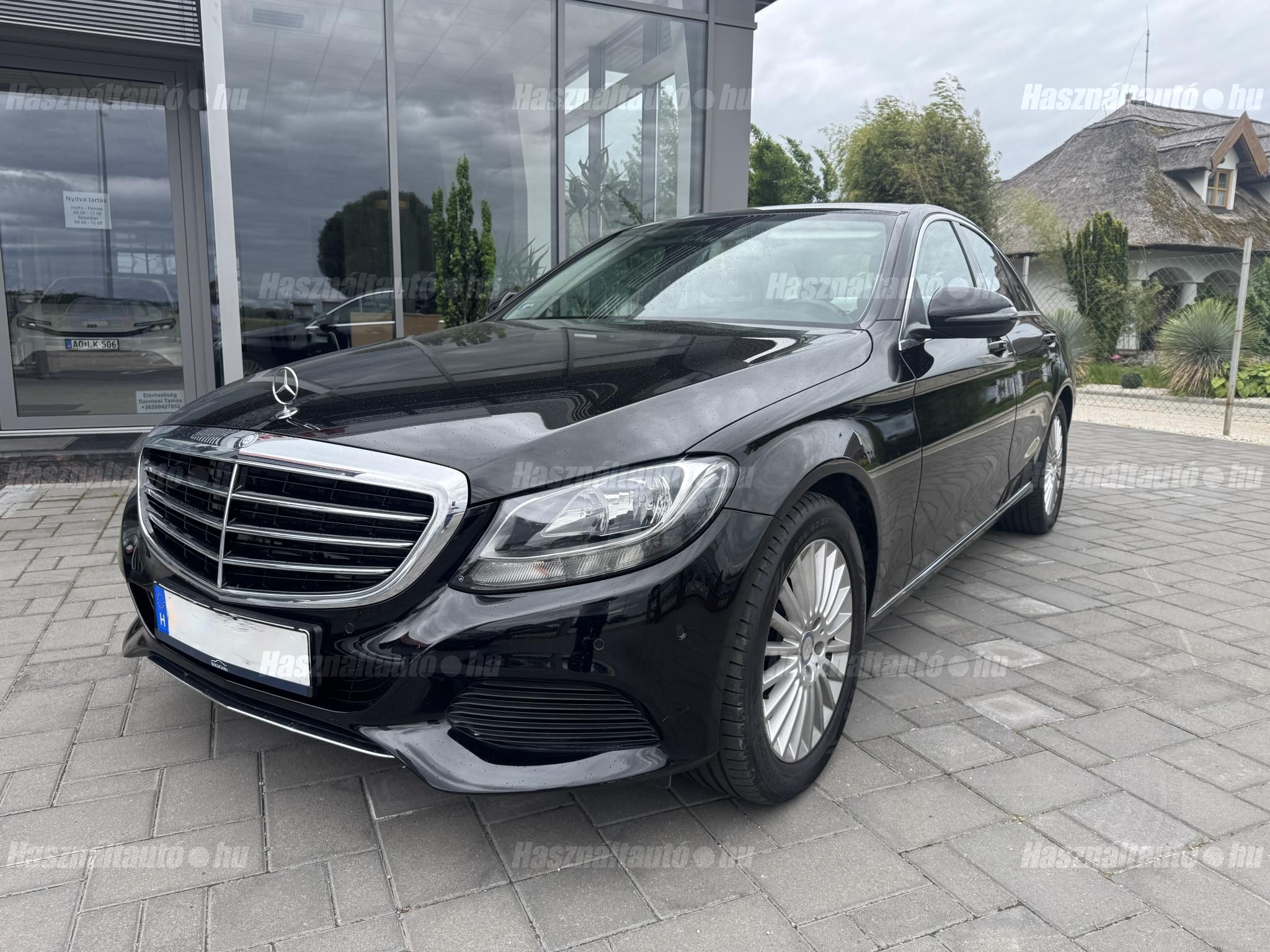 MERCEDES-BENZ C 180 2017/2 - 1