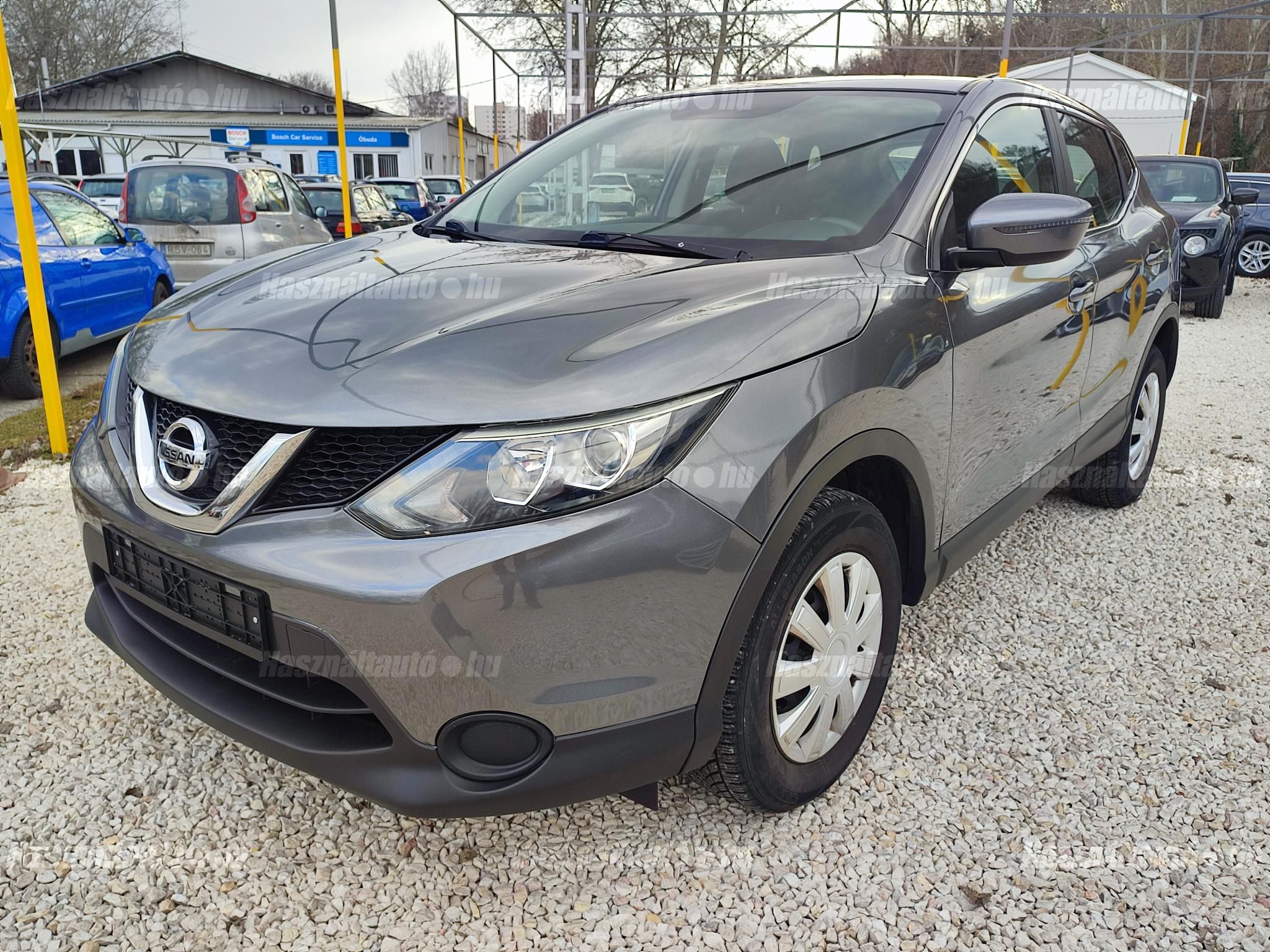 NISSAN QASHQAI 2016/7 - 1