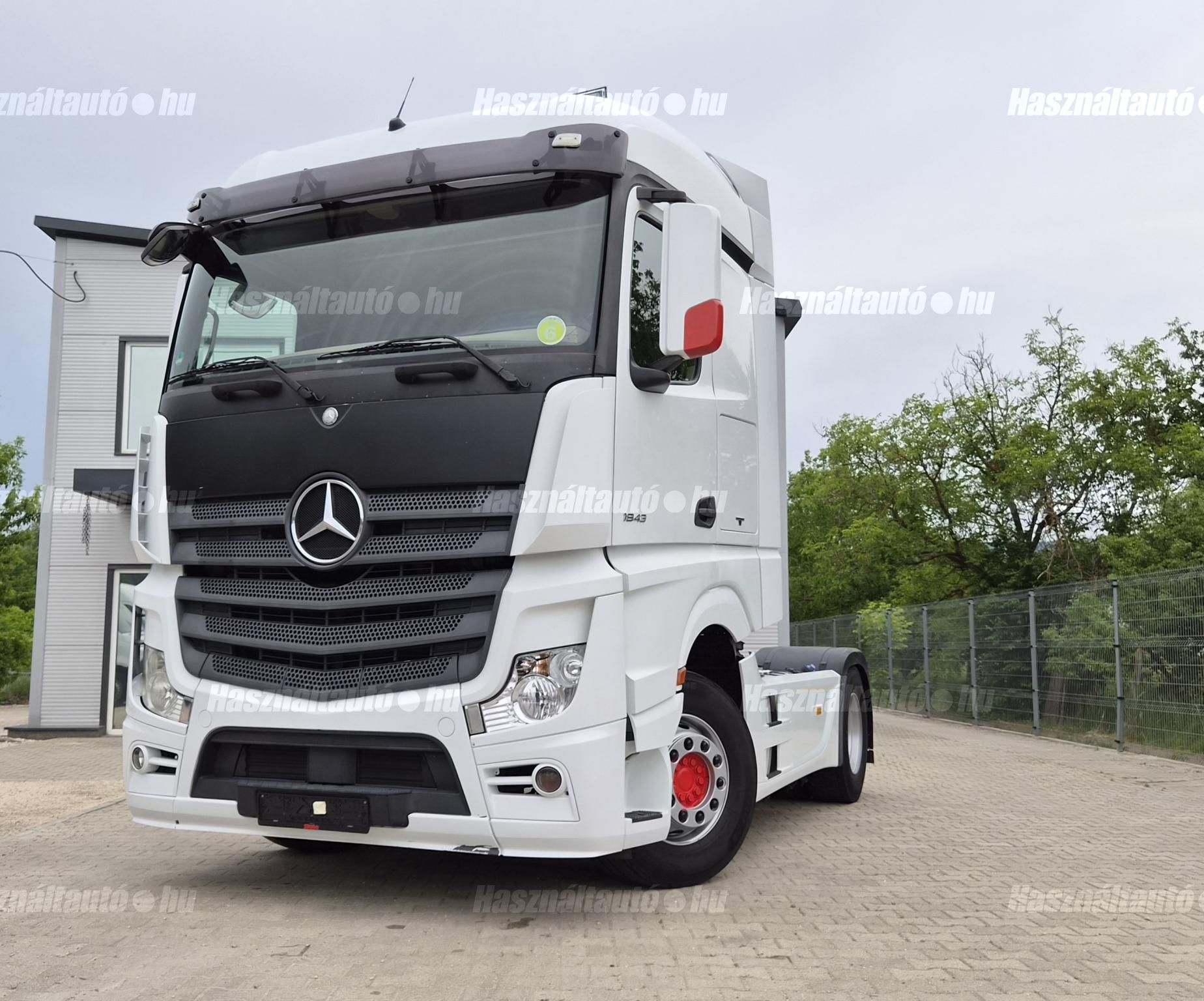 MERCEDES-BENZ 2015/5 - 1