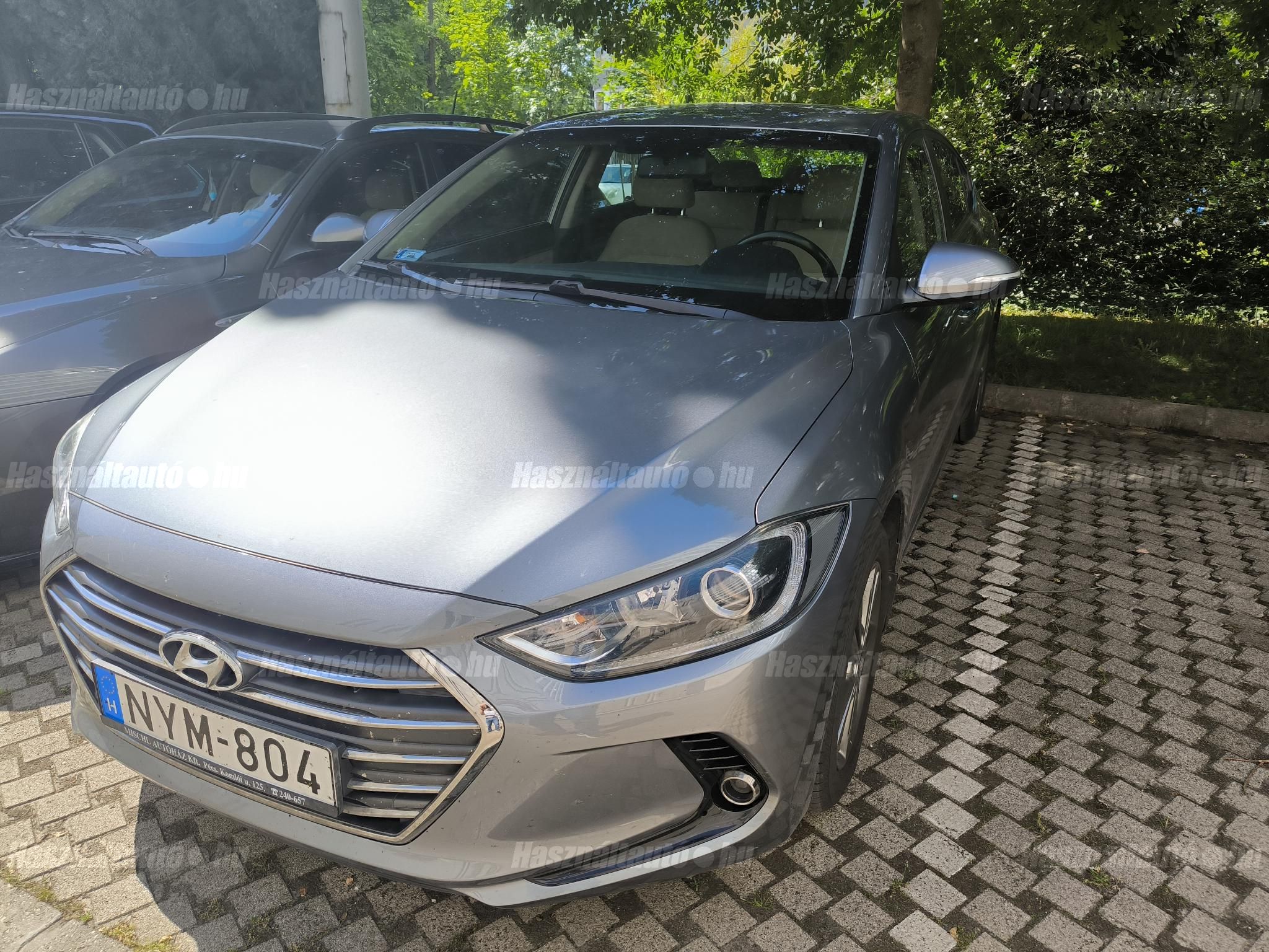 HYUNDAI ELANTRA 2016 - 1