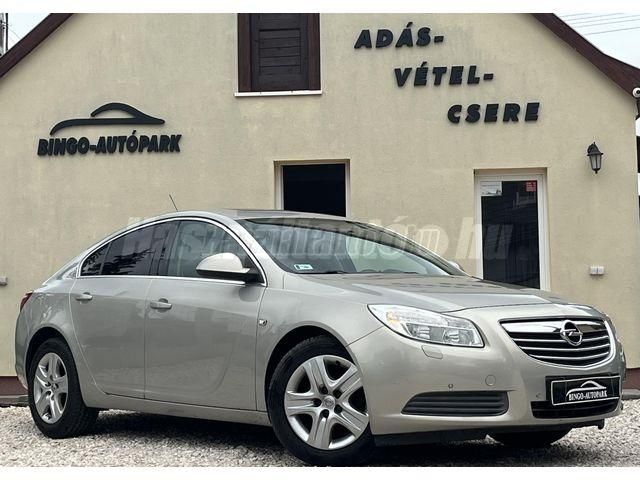OPEL INSIGNIA 2011/6 - 1