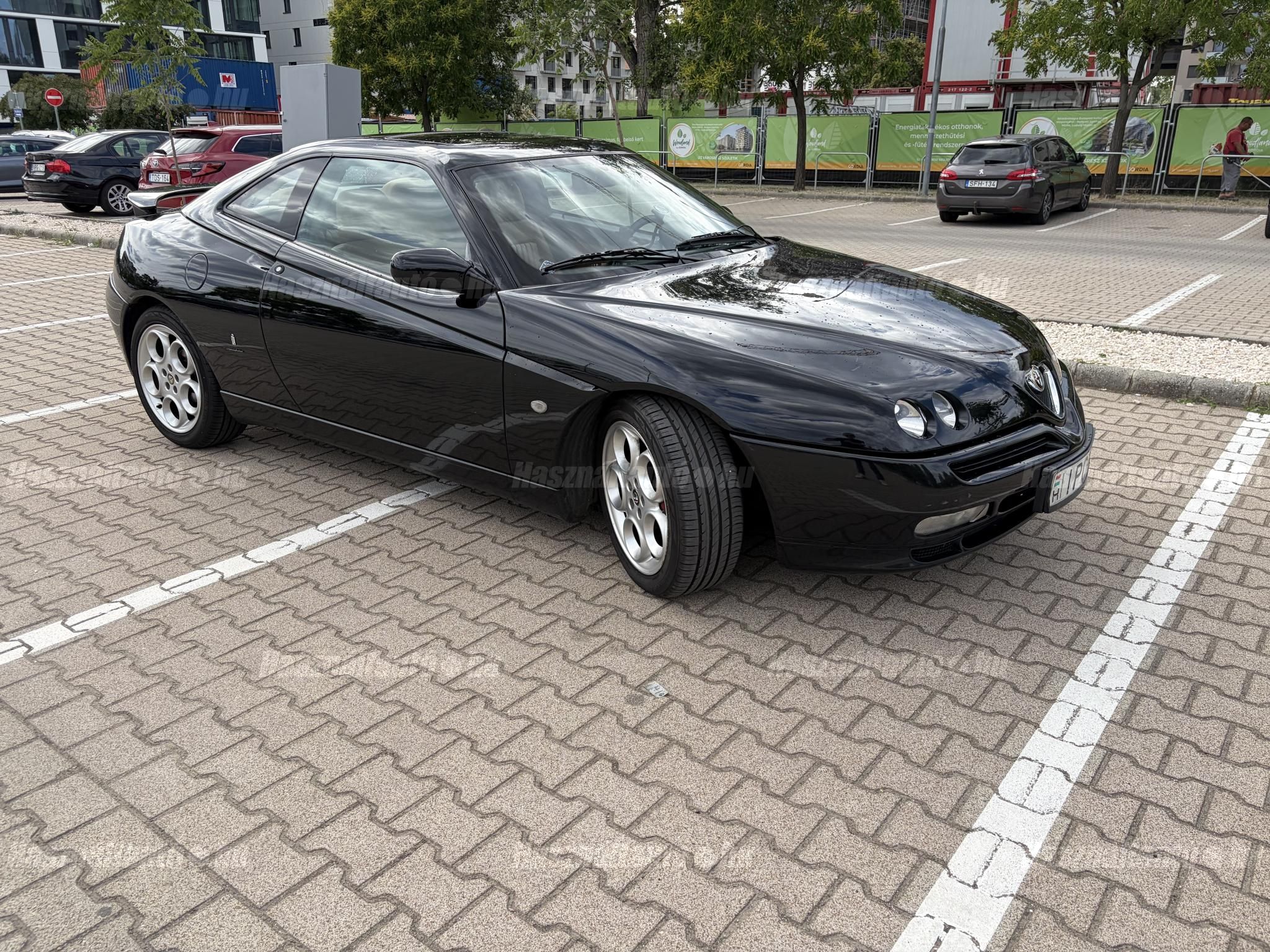 ALFA ROMEO GTV 2000/6 - 1
