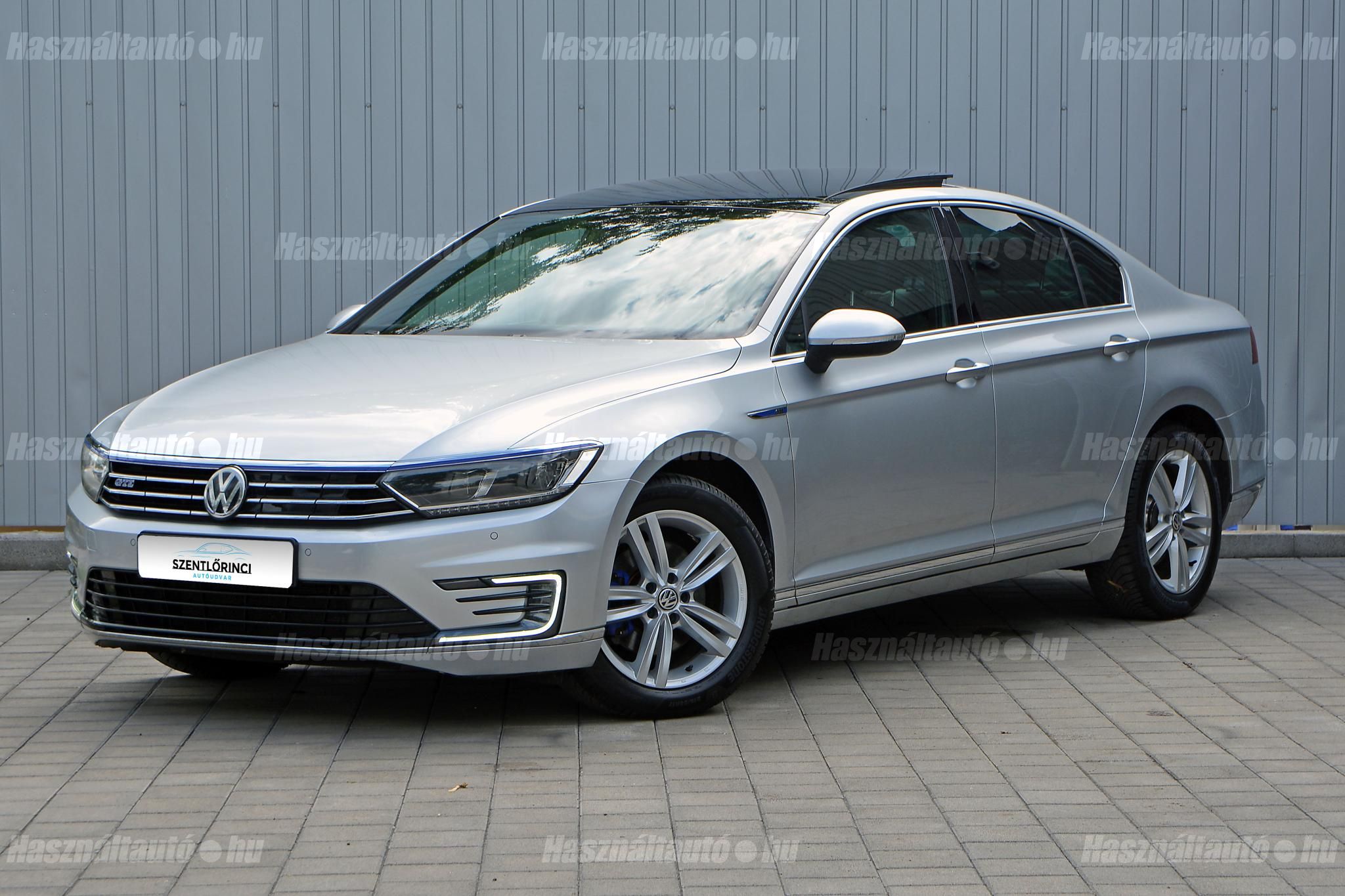 VOLKSWAGEN PASSAT 2015/12 - 1