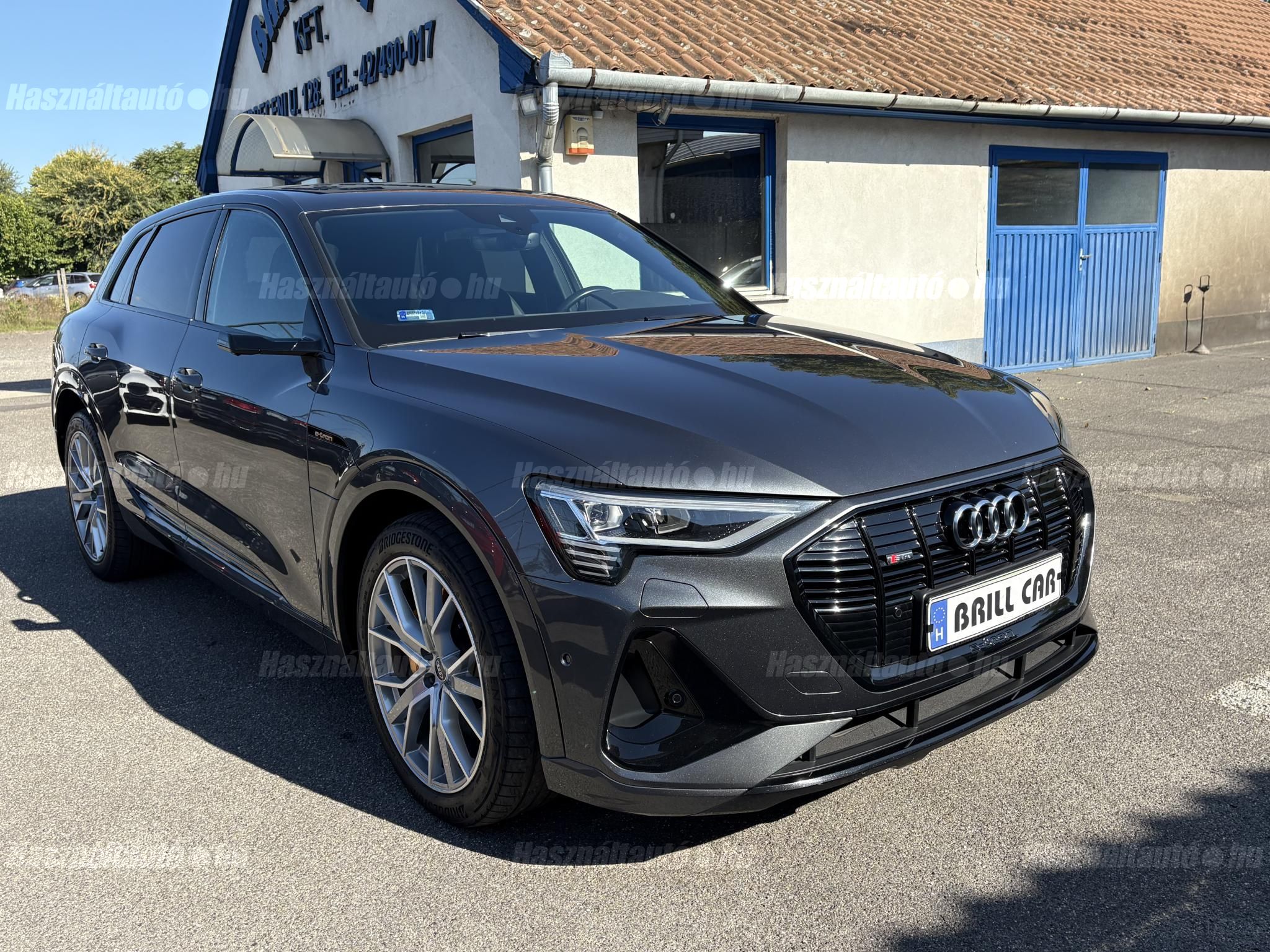 AUDI E-TRON 2021/12 - 1