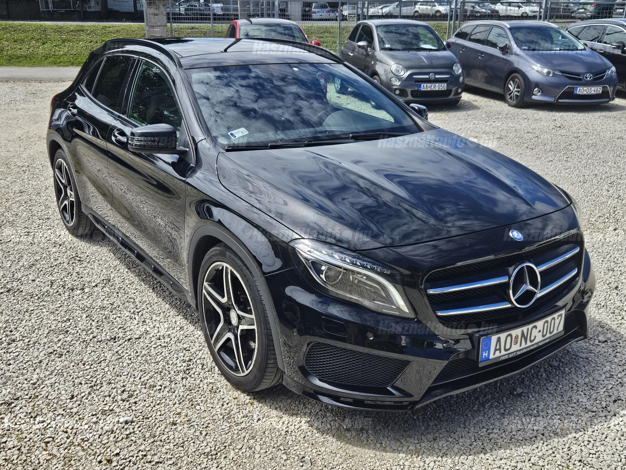 MERCEDES-BENZ GLA 220 2016/7 - 1