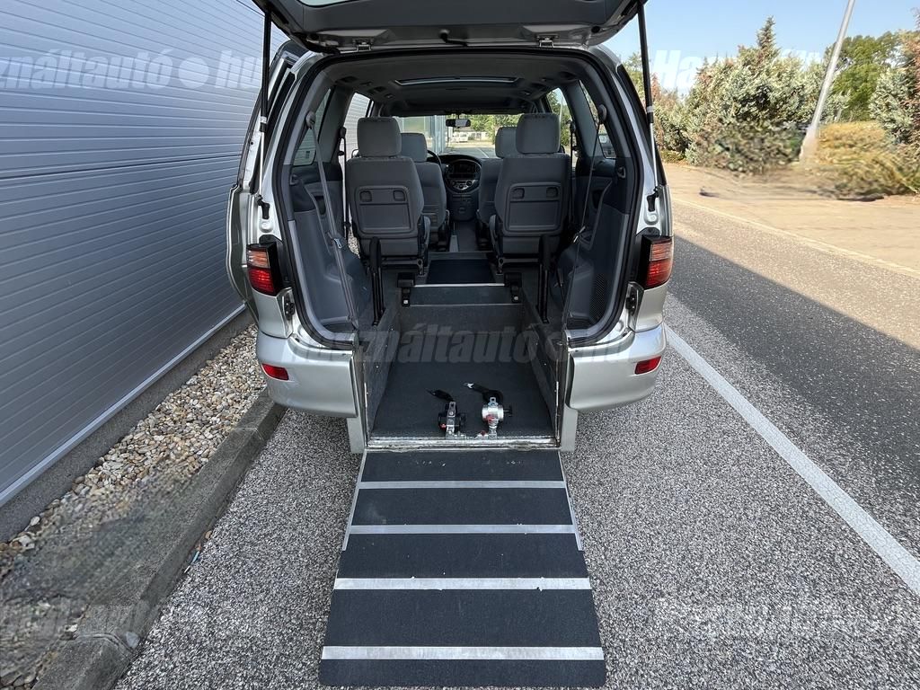 TOYOTA PREVIA 2003/10 - 1