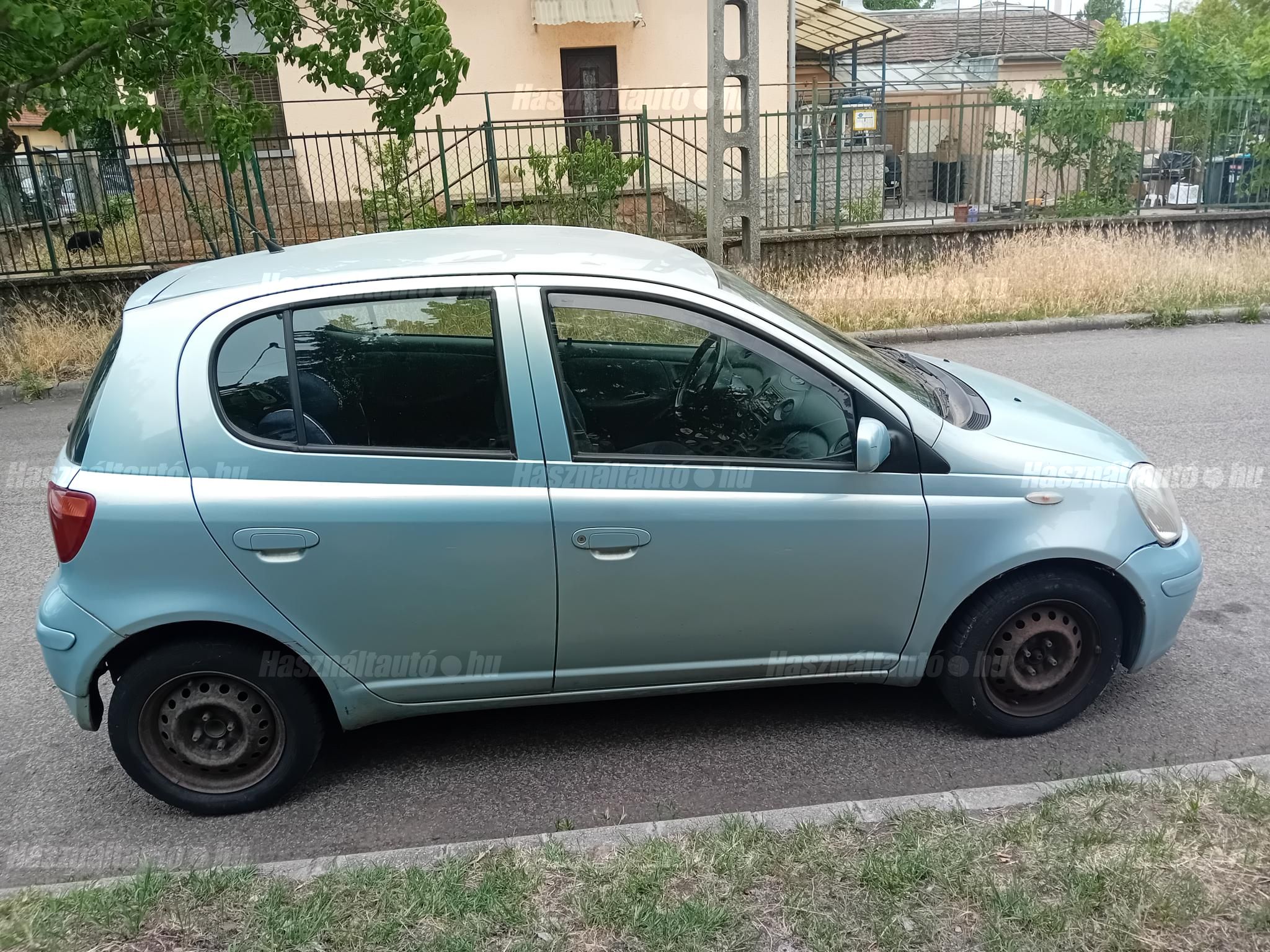 TOYOTA YARIS 2004/9 - 1