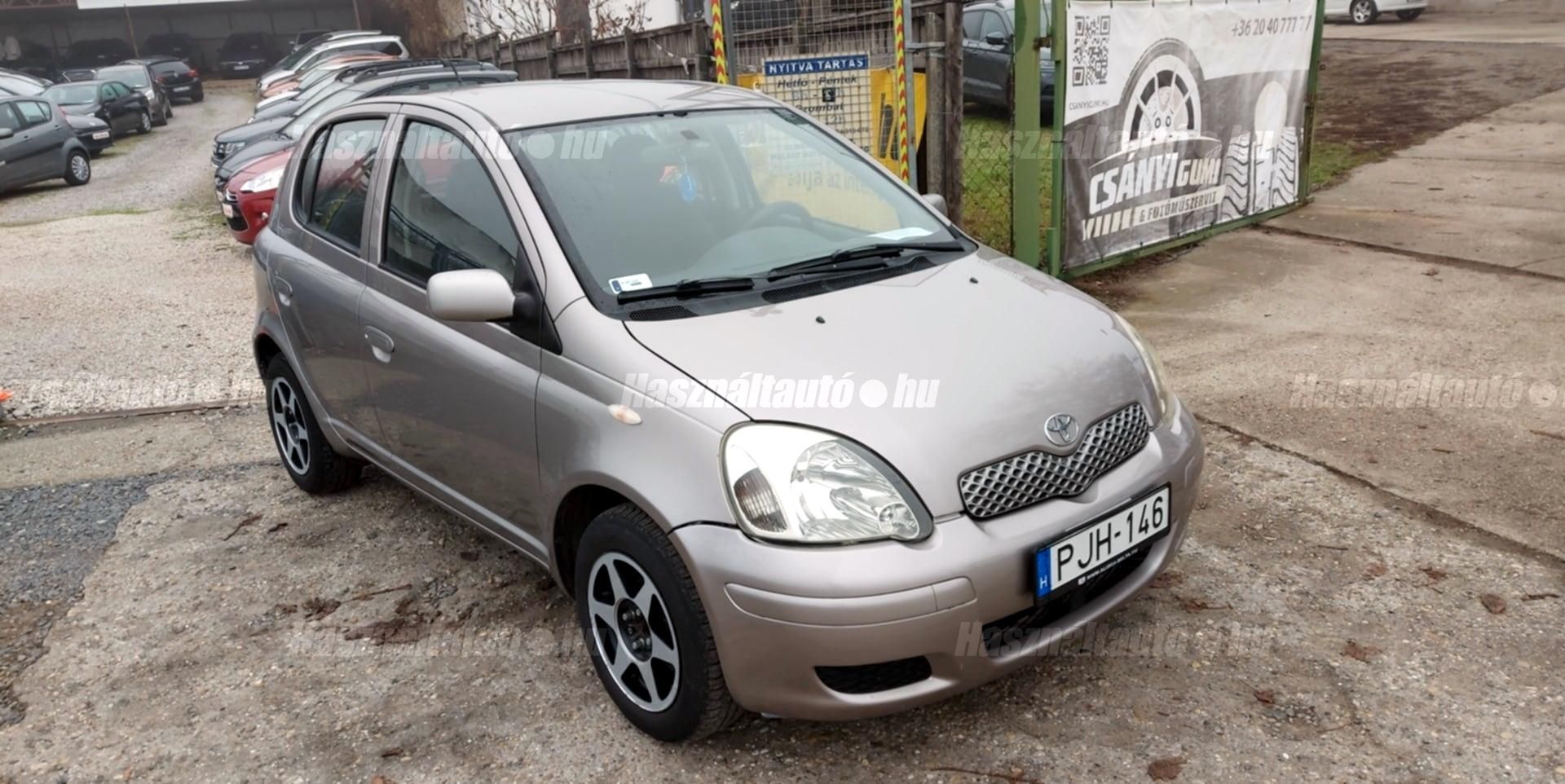 TOYOTA YARIS 2004/2 - 1