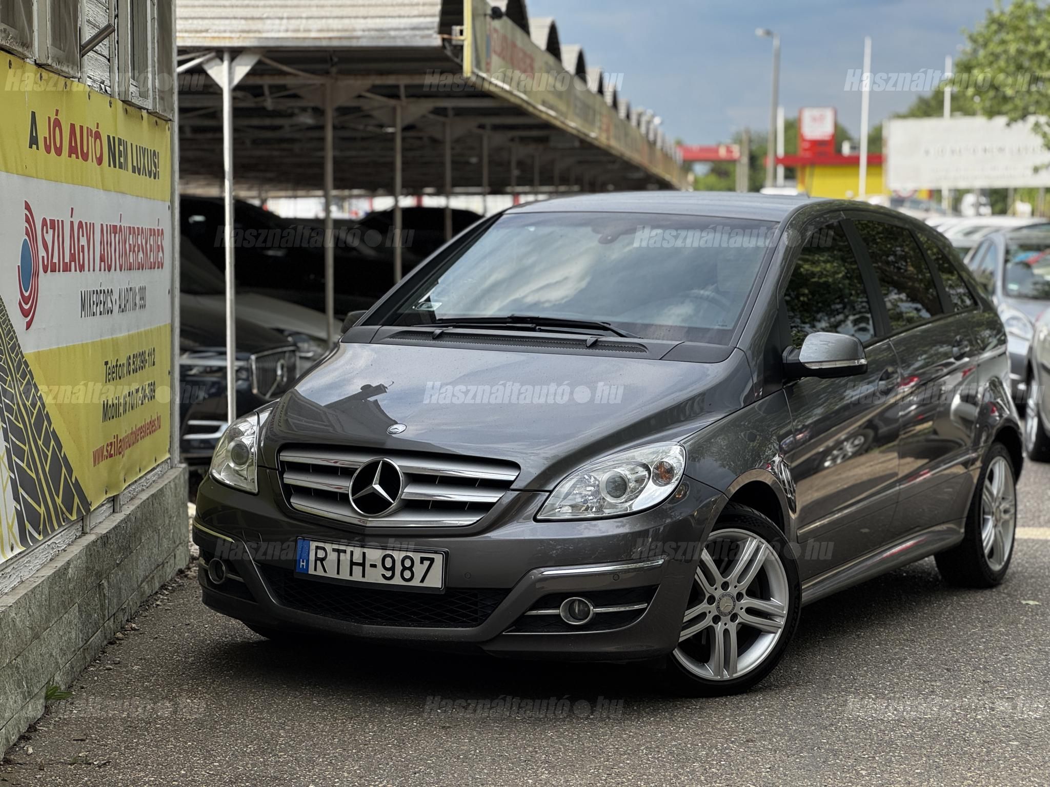 MERCEDES-BENZ B 180 2009/11 - 1