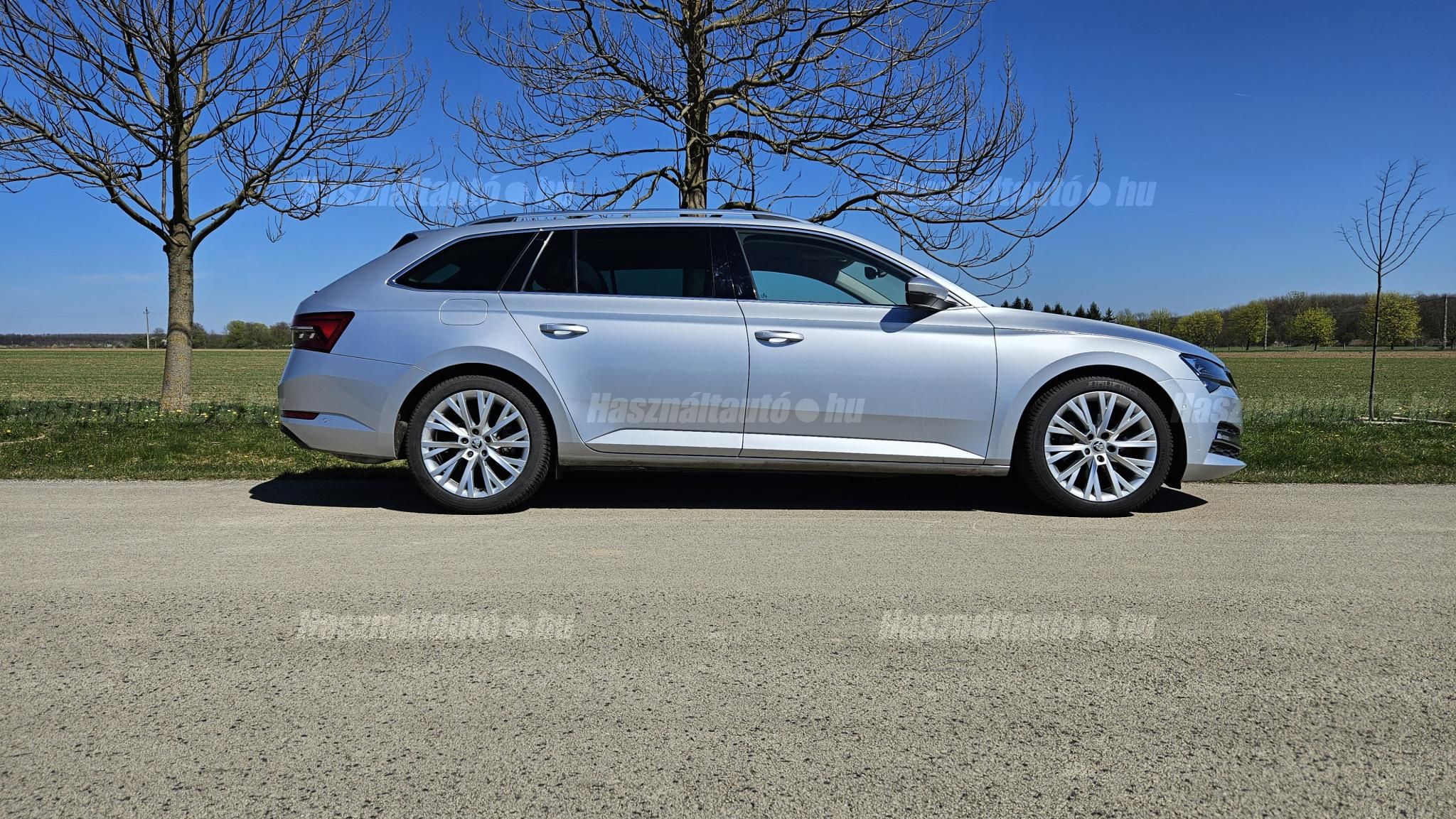 SKODA SUPERB 2021/10 - 1
