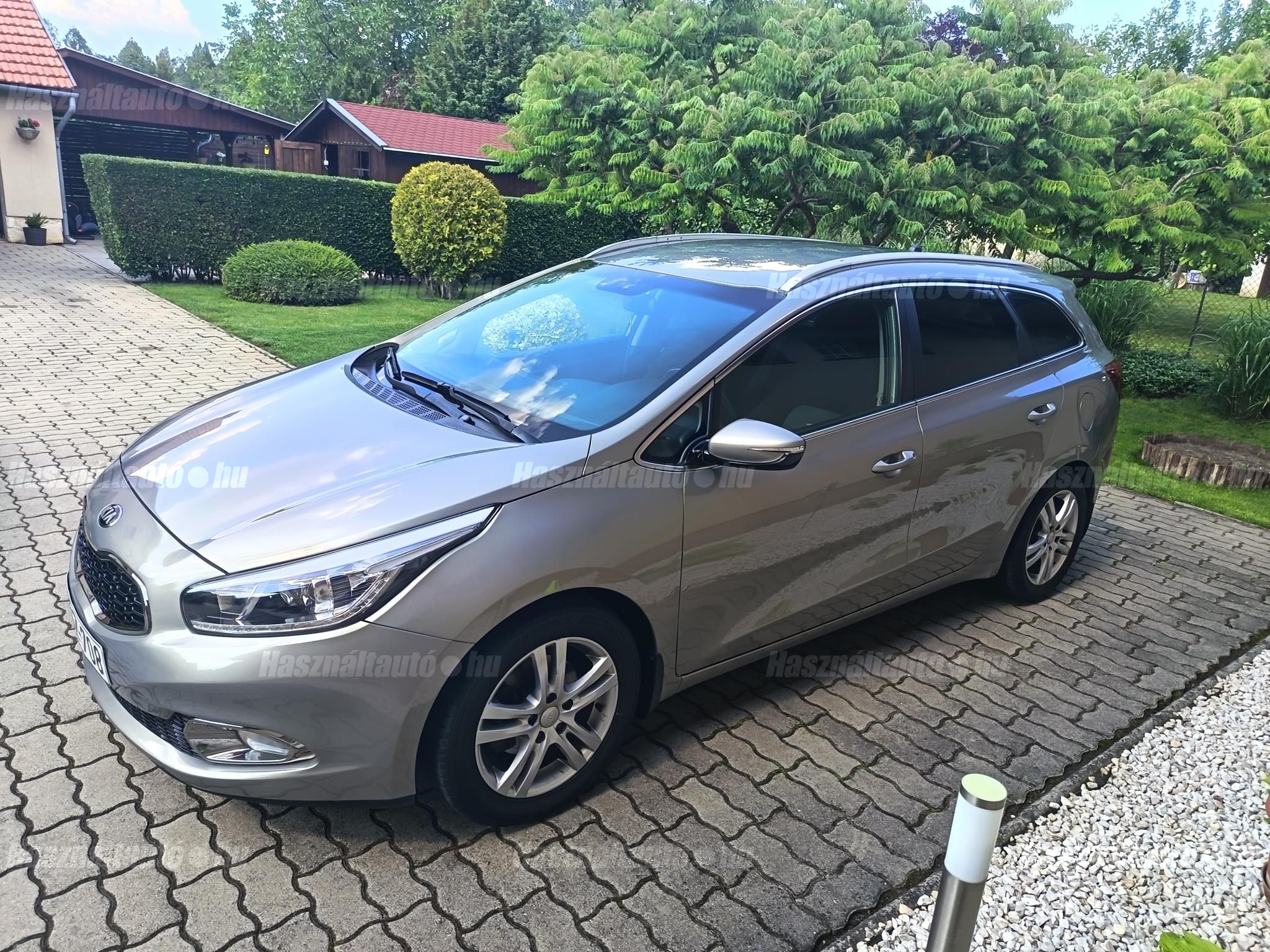 KIA CEE'D 2013/1 - 1