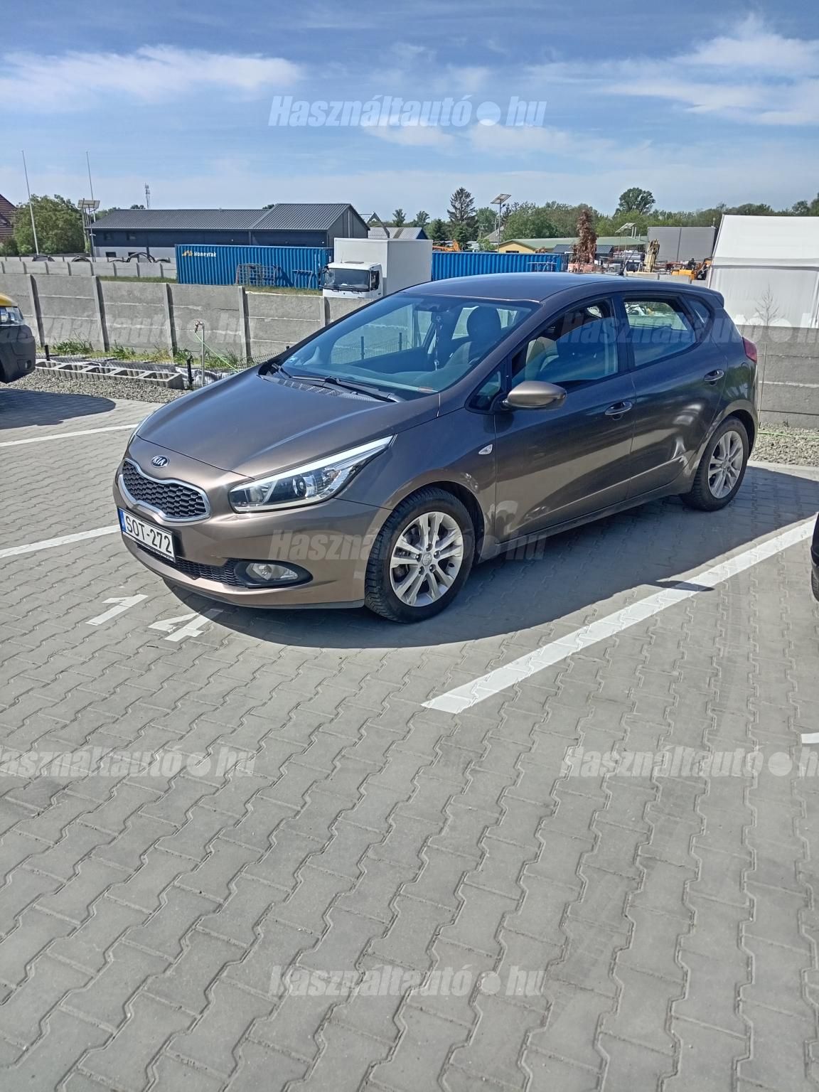 KIA CEE'D 2013/1 - 1