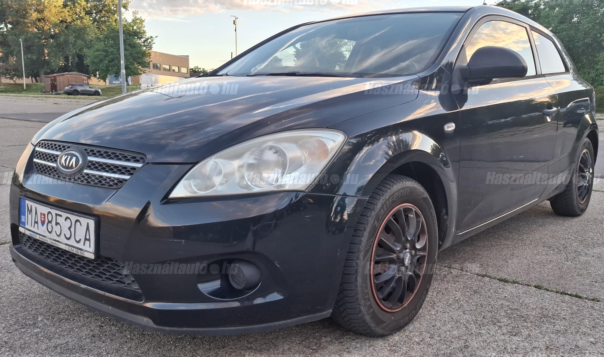 KIA PRO CEE'D 2010/5 - 1