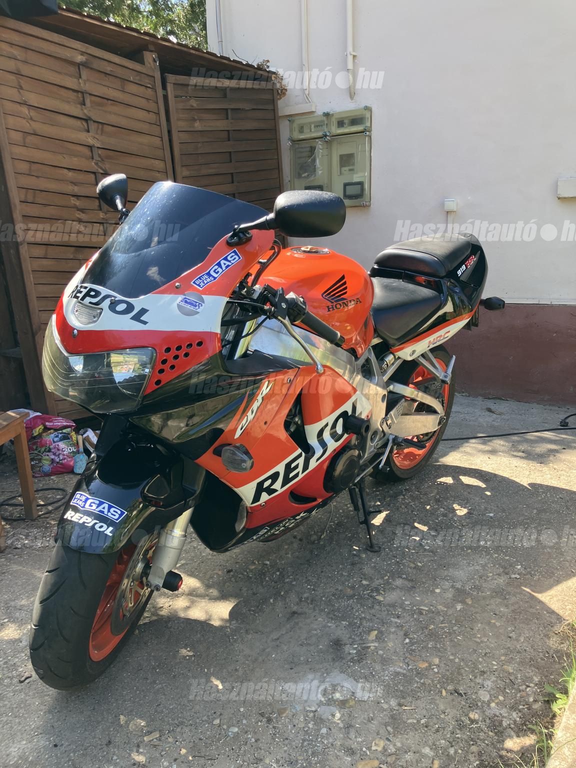 HONDA CBR 900 RR 1999/6 - 1