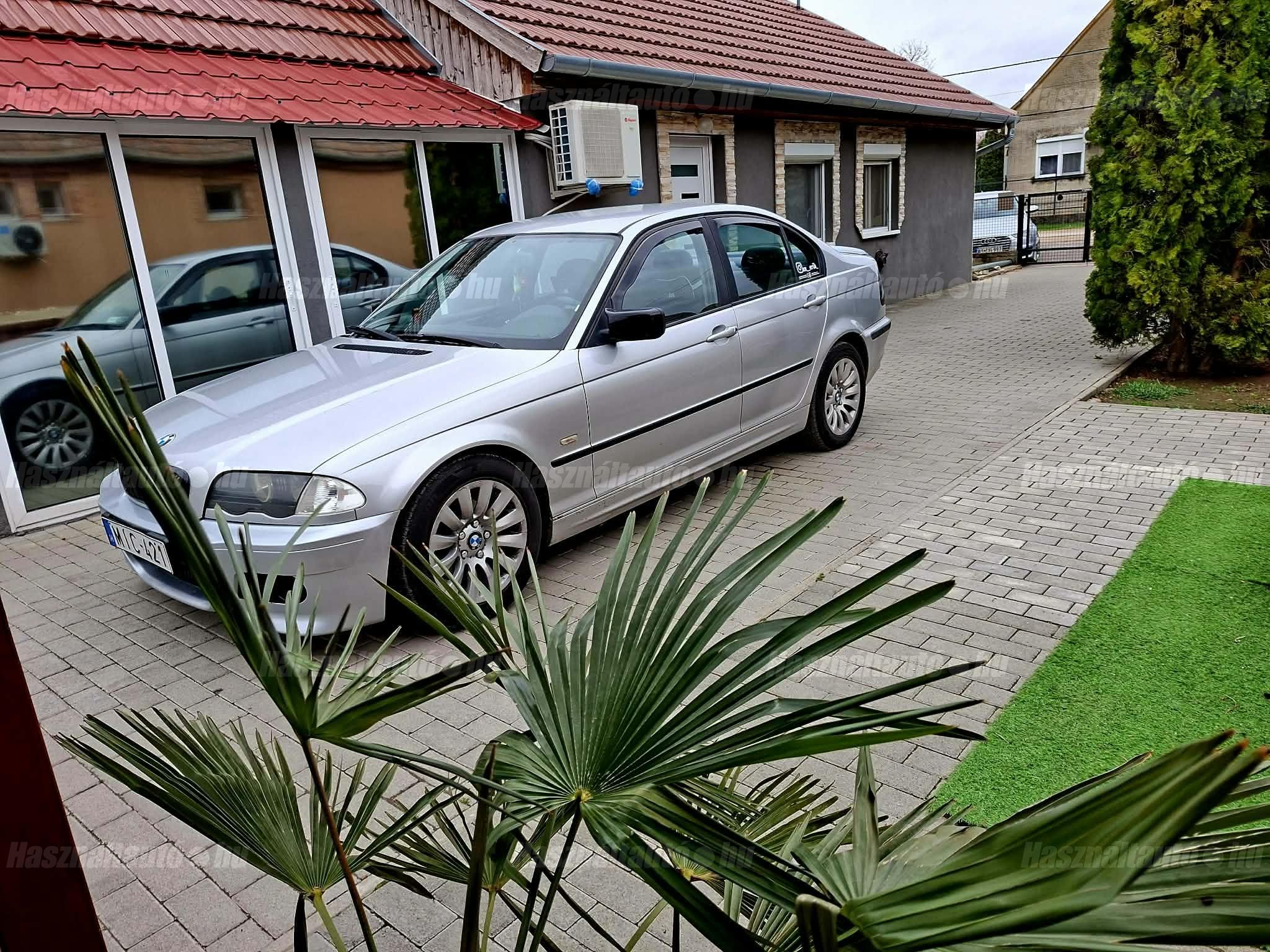 BMW 318 1998/9 - 1