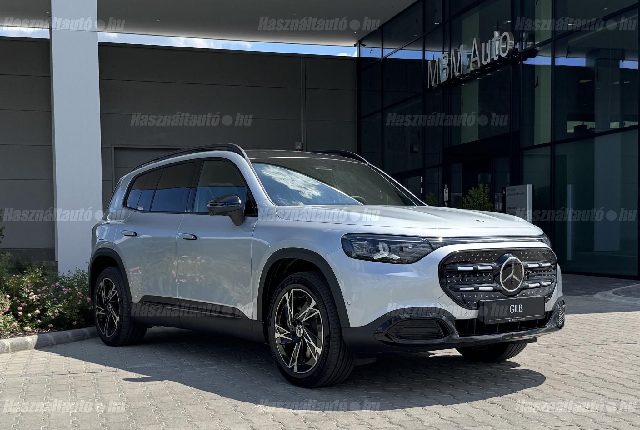 MERCEDES-BENZ GLB 250 2026 - 1