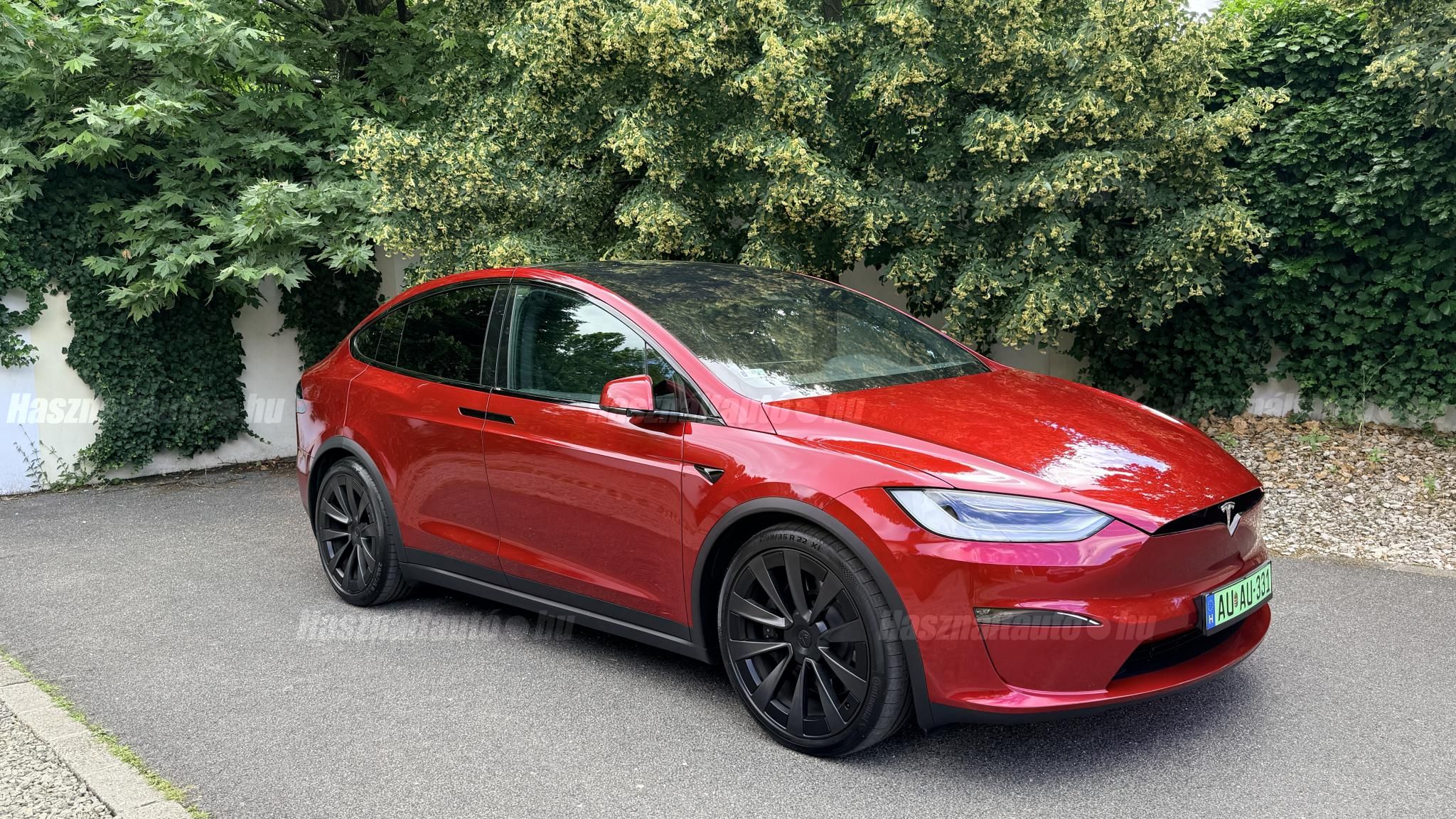 TESLA MODEL X 2023/7 - 1