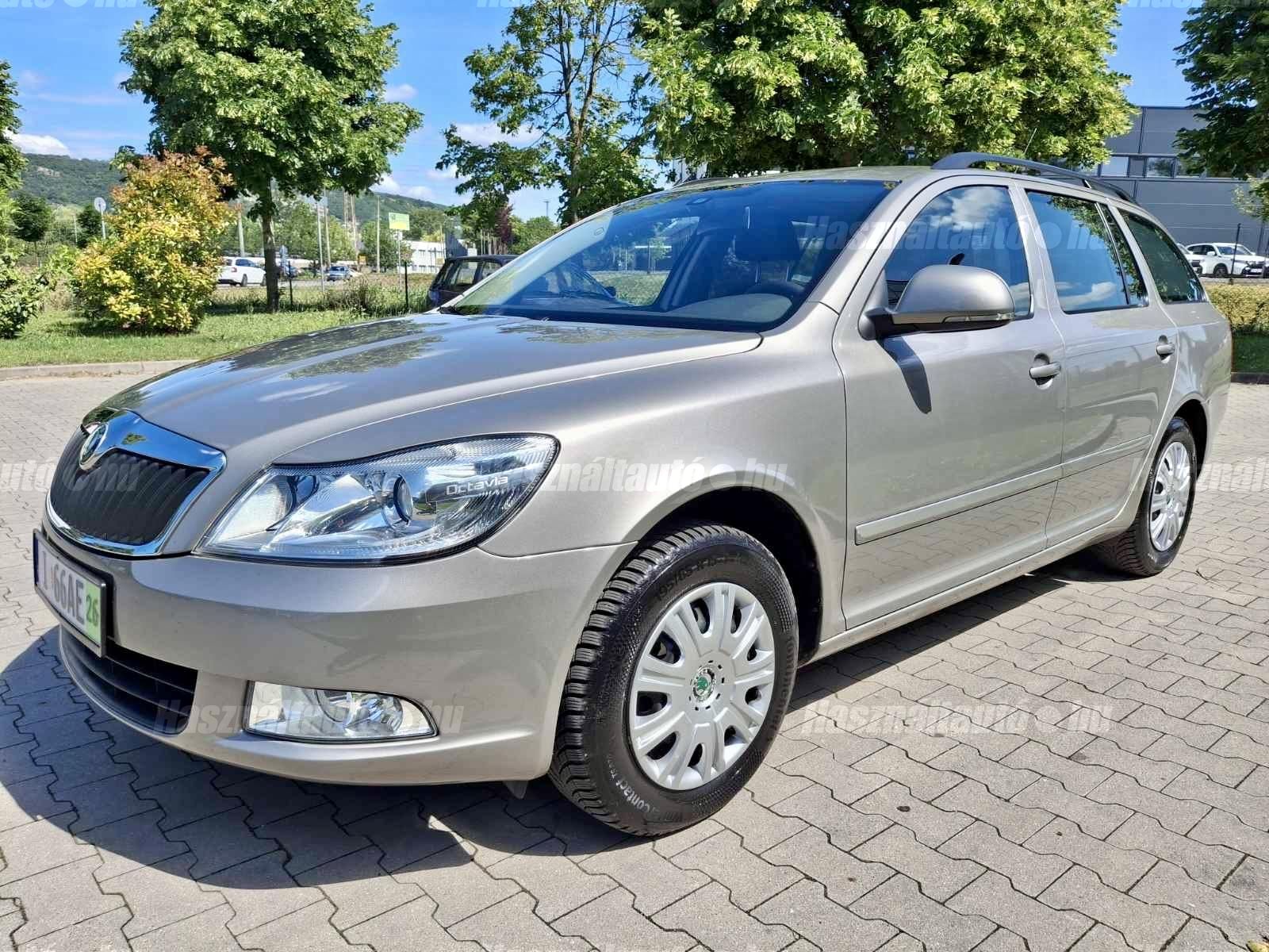 SKODA OCTAVIA 2009/11 - 1