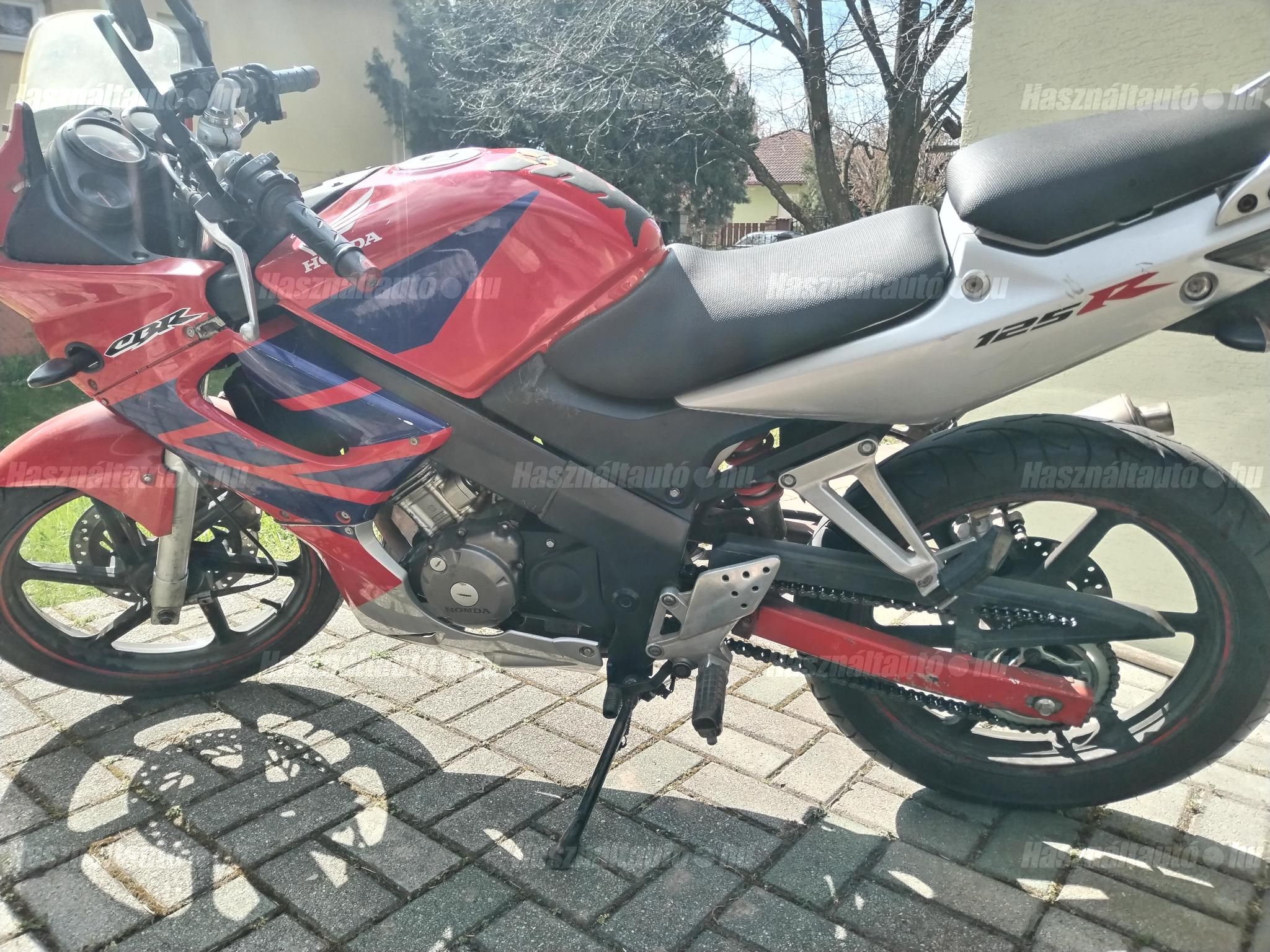 HONDA CBR 125 R 2005/8 - 1