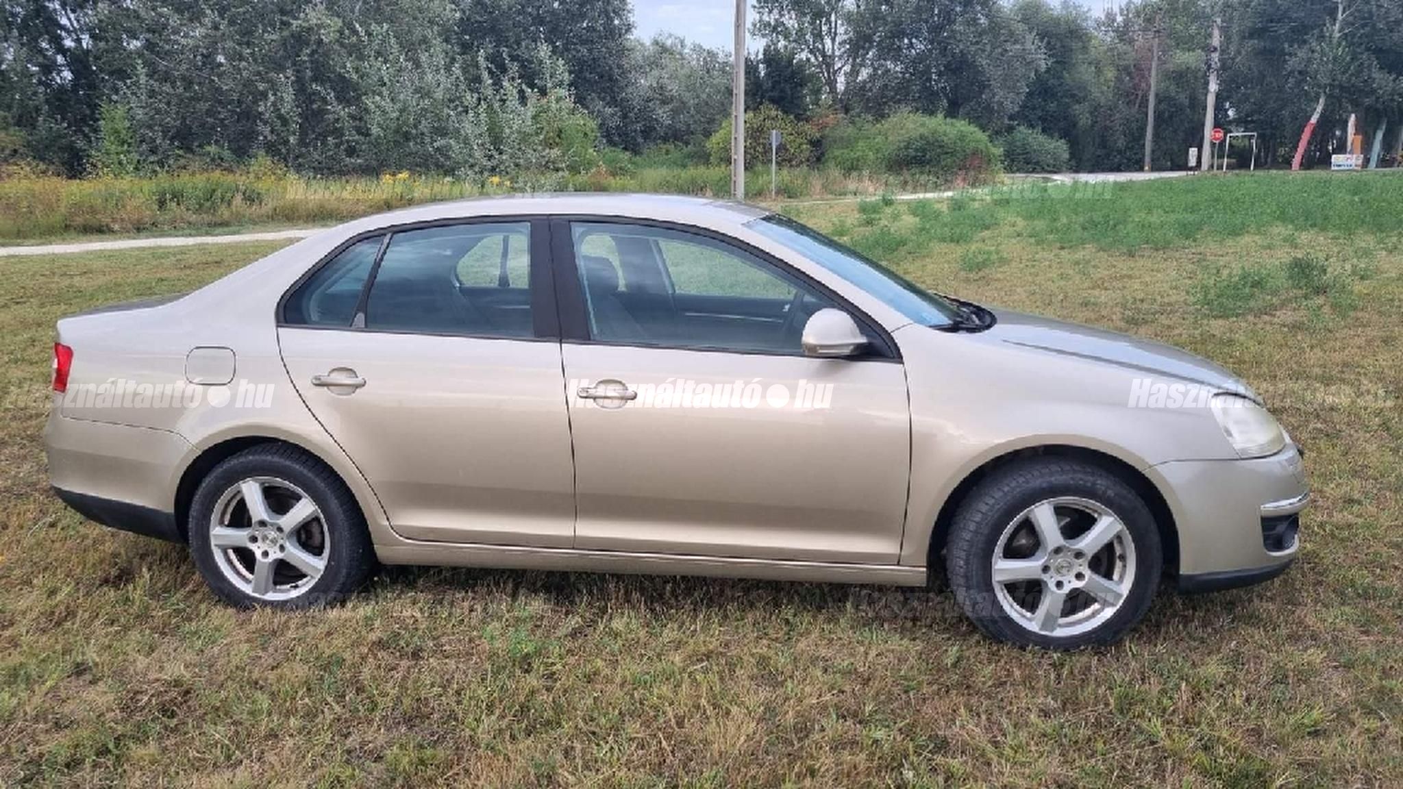 VOLKSWAGEN JETTA 2006/12 - 1