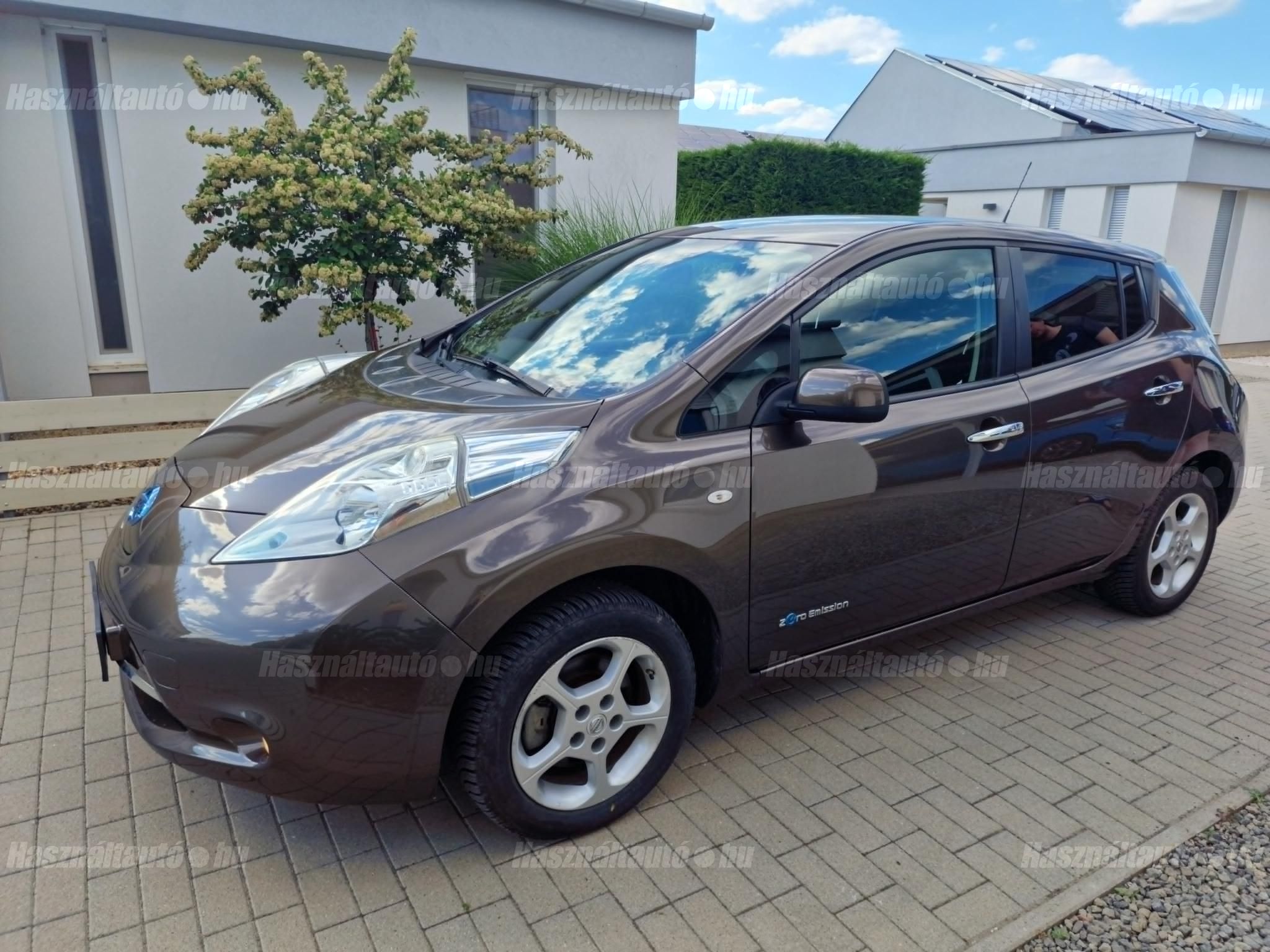 NISSAN LEAF 2016/2 - 1