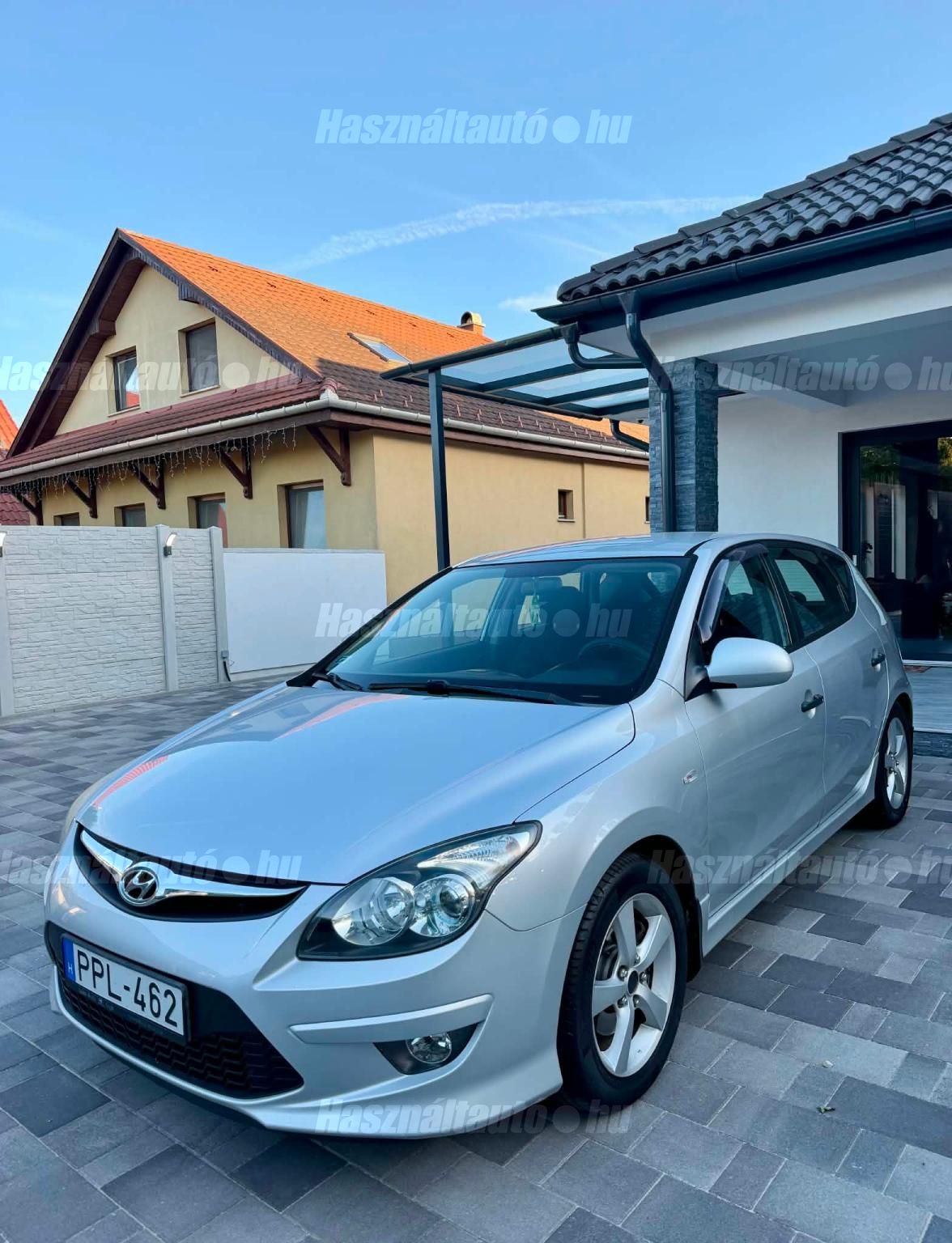 HYUNDAI I30 2011/9 - 1