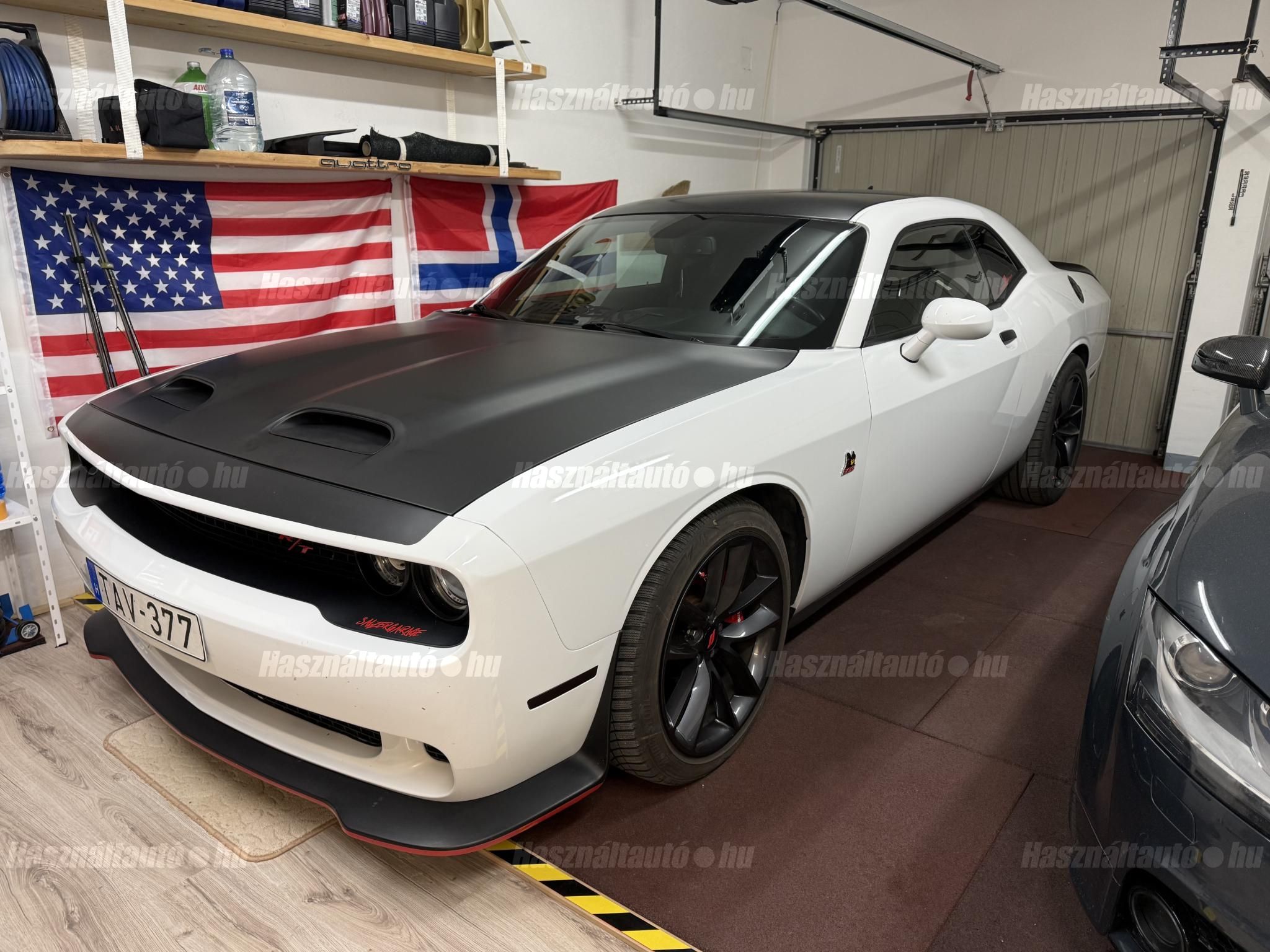 DODGE CHALLENGER 2019 - 1