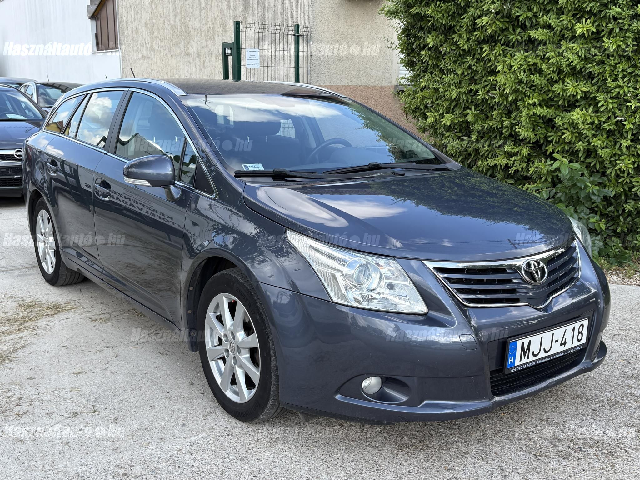 TOYOTA AVENSIS 2010/1 - 1