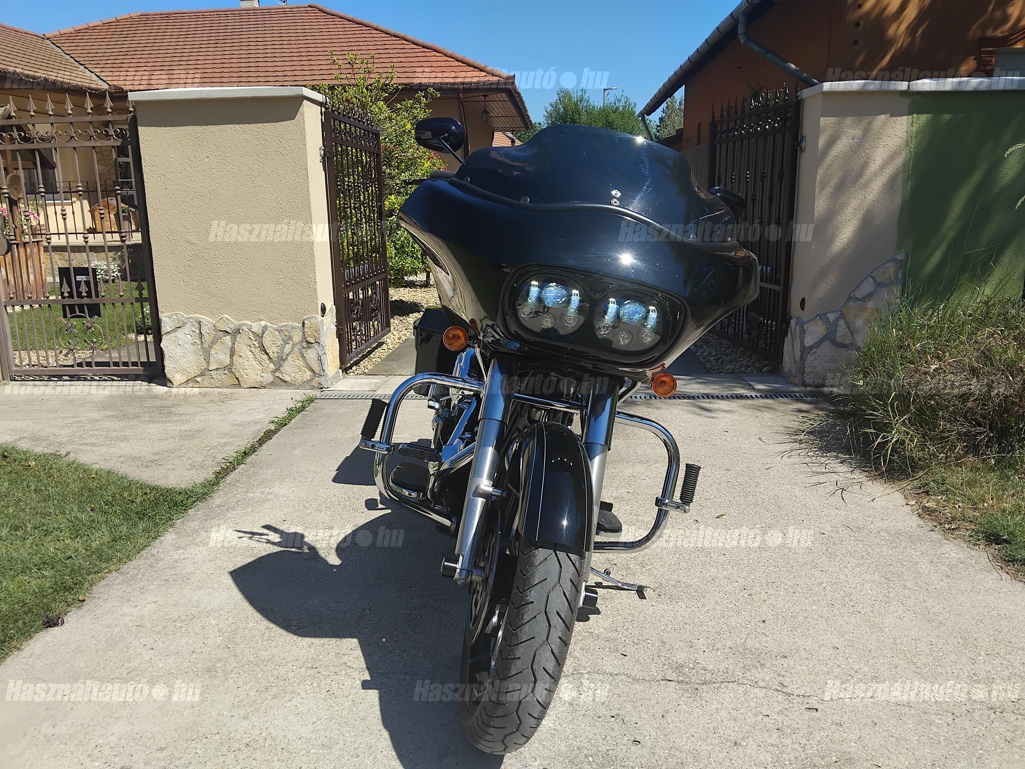 HARLEY-DAVIDSON ROAD GLIDE LIMITED 2013/1 - 1