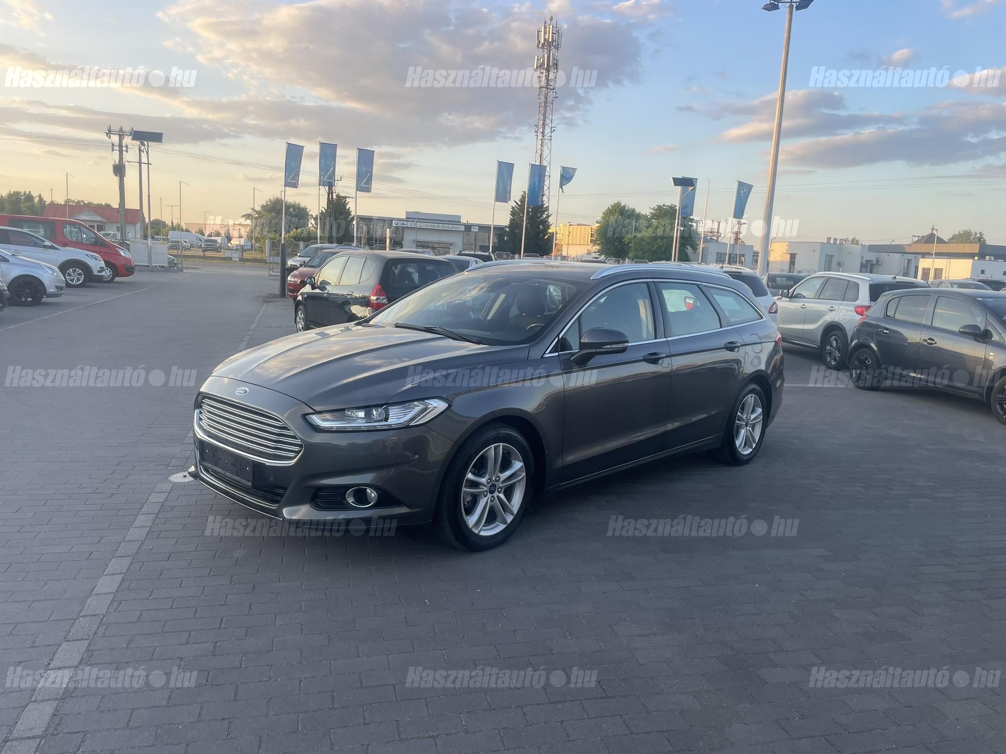 FORD MONDEO 2016/11 - 1