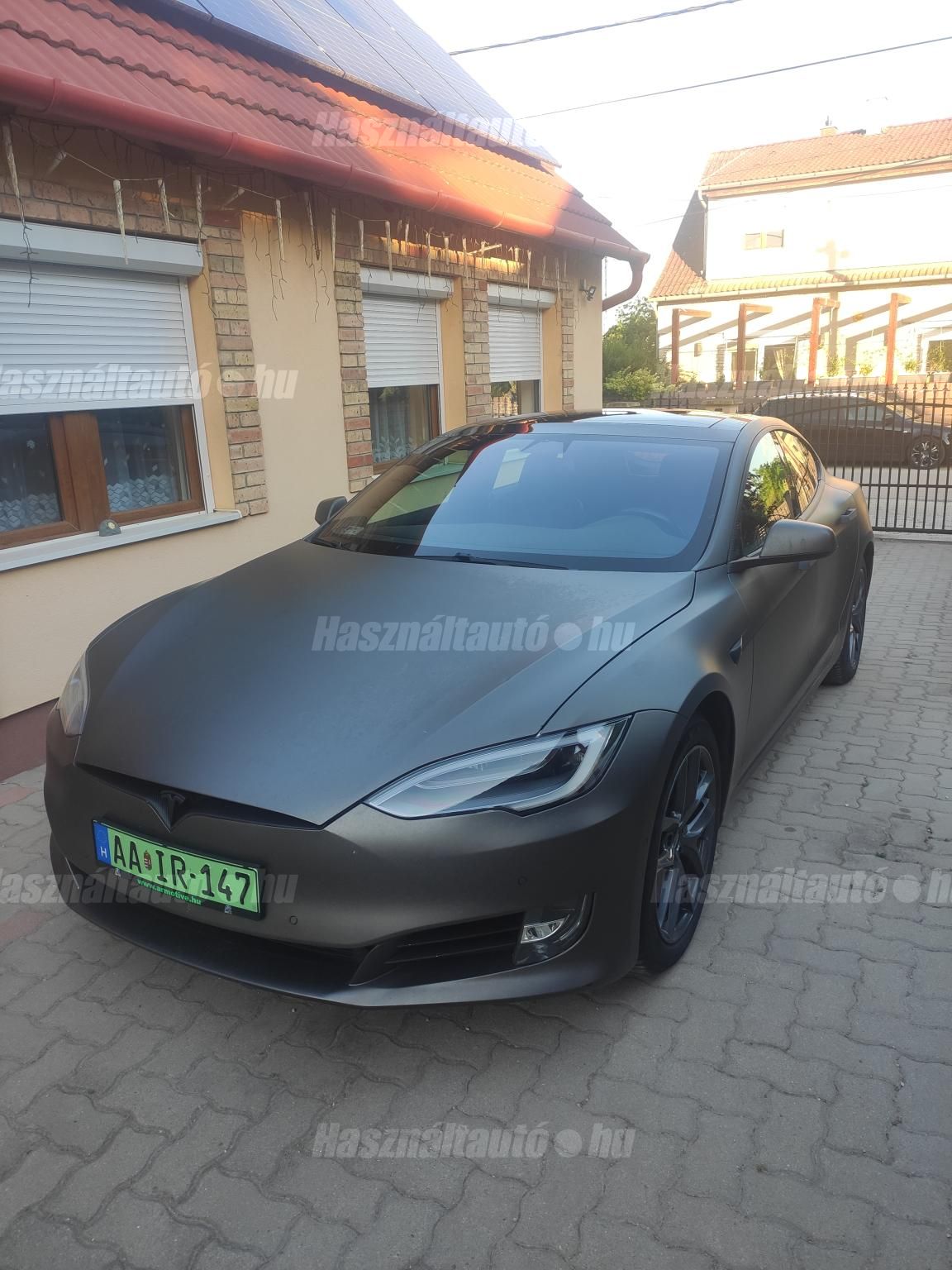 TESLA MODEL S 2018/11 - 1