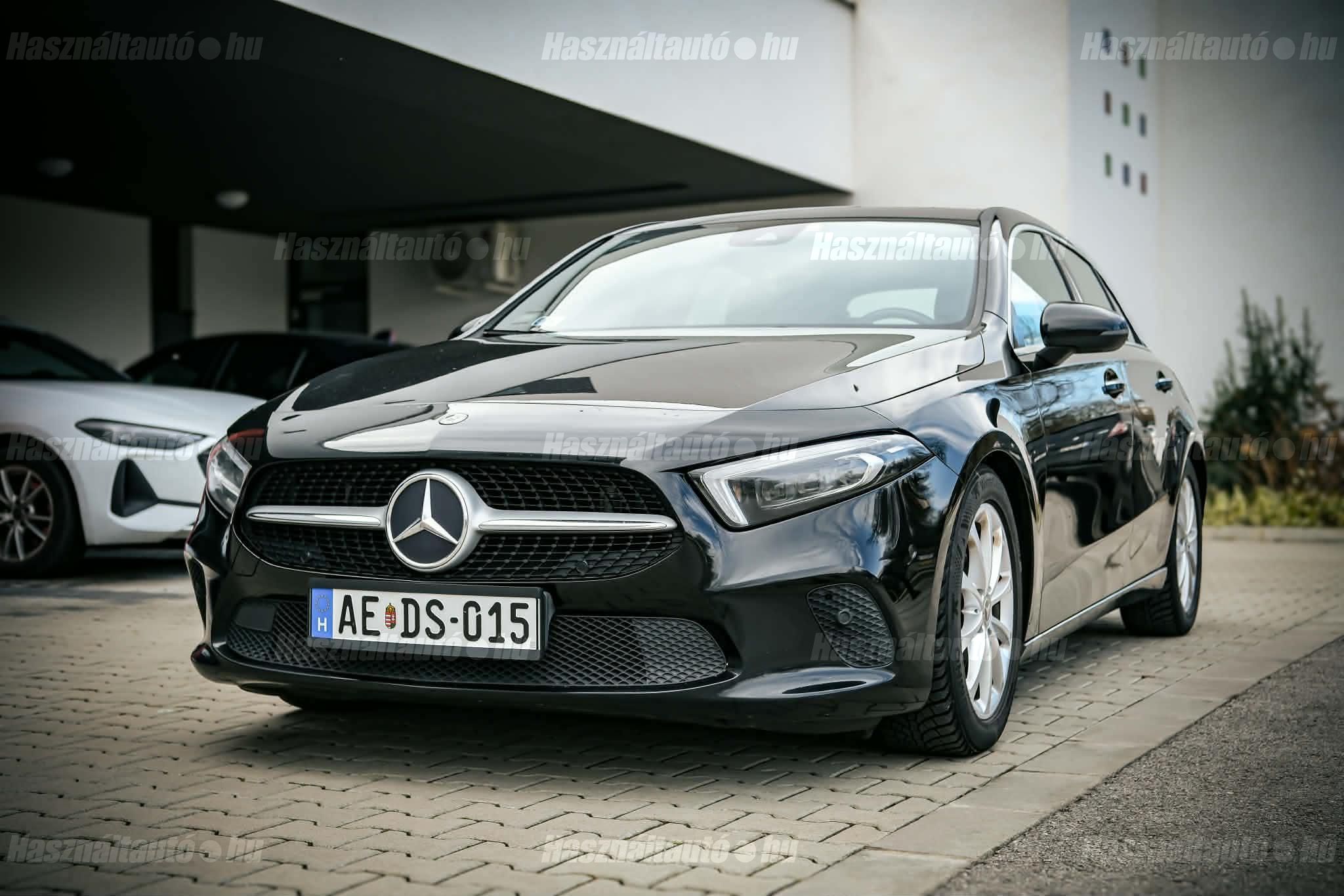 MERCEDES-BENZ A 200 2020/8 - 1
