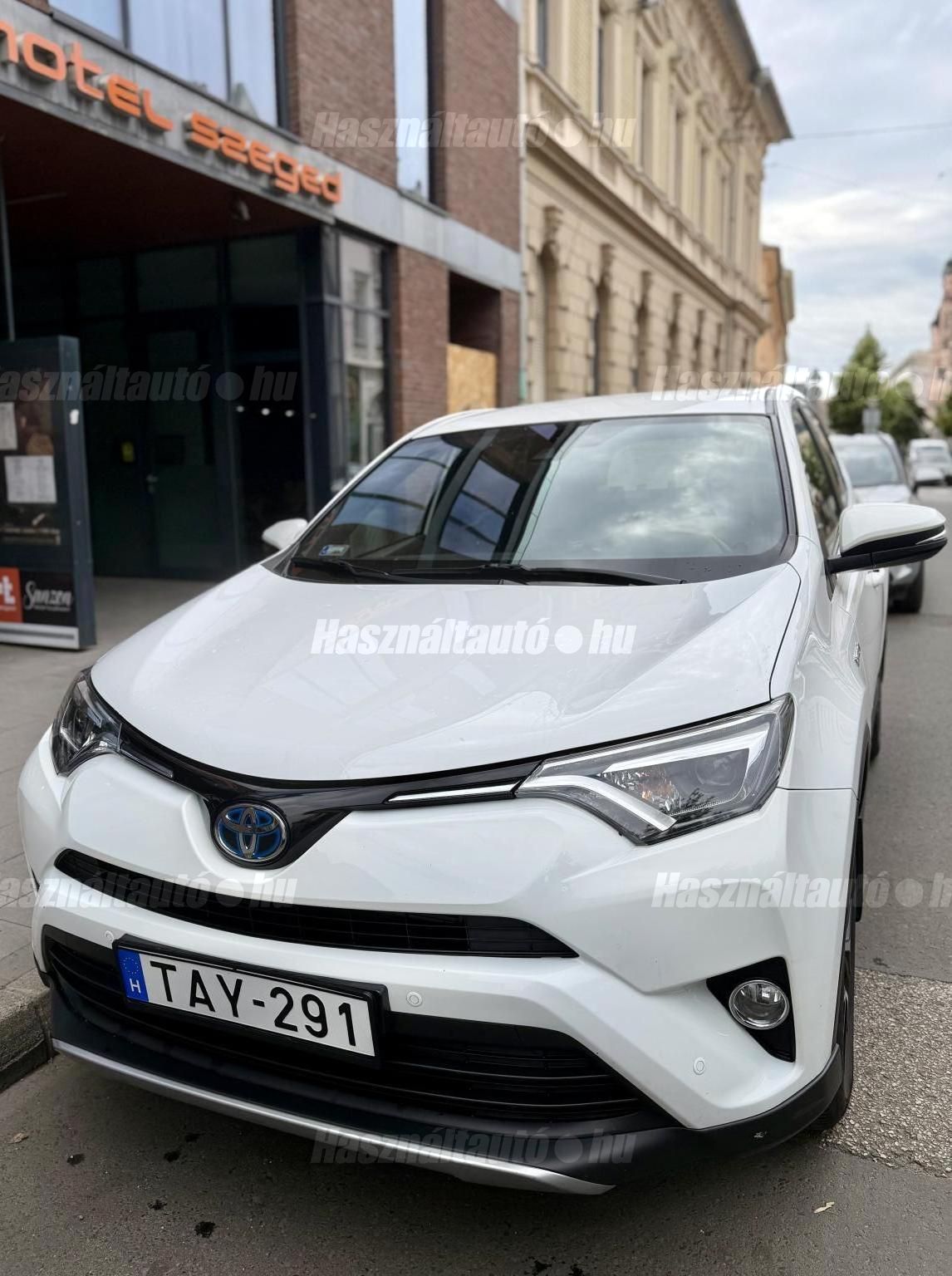 TOYOTA RAV 4 2017/2 - 1