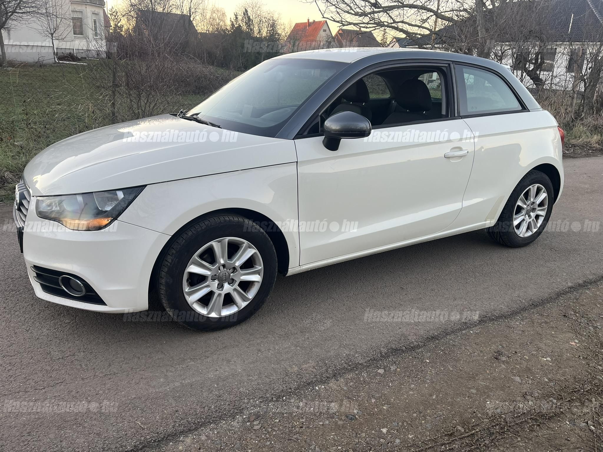 AUDI A1 2011/11 - 1