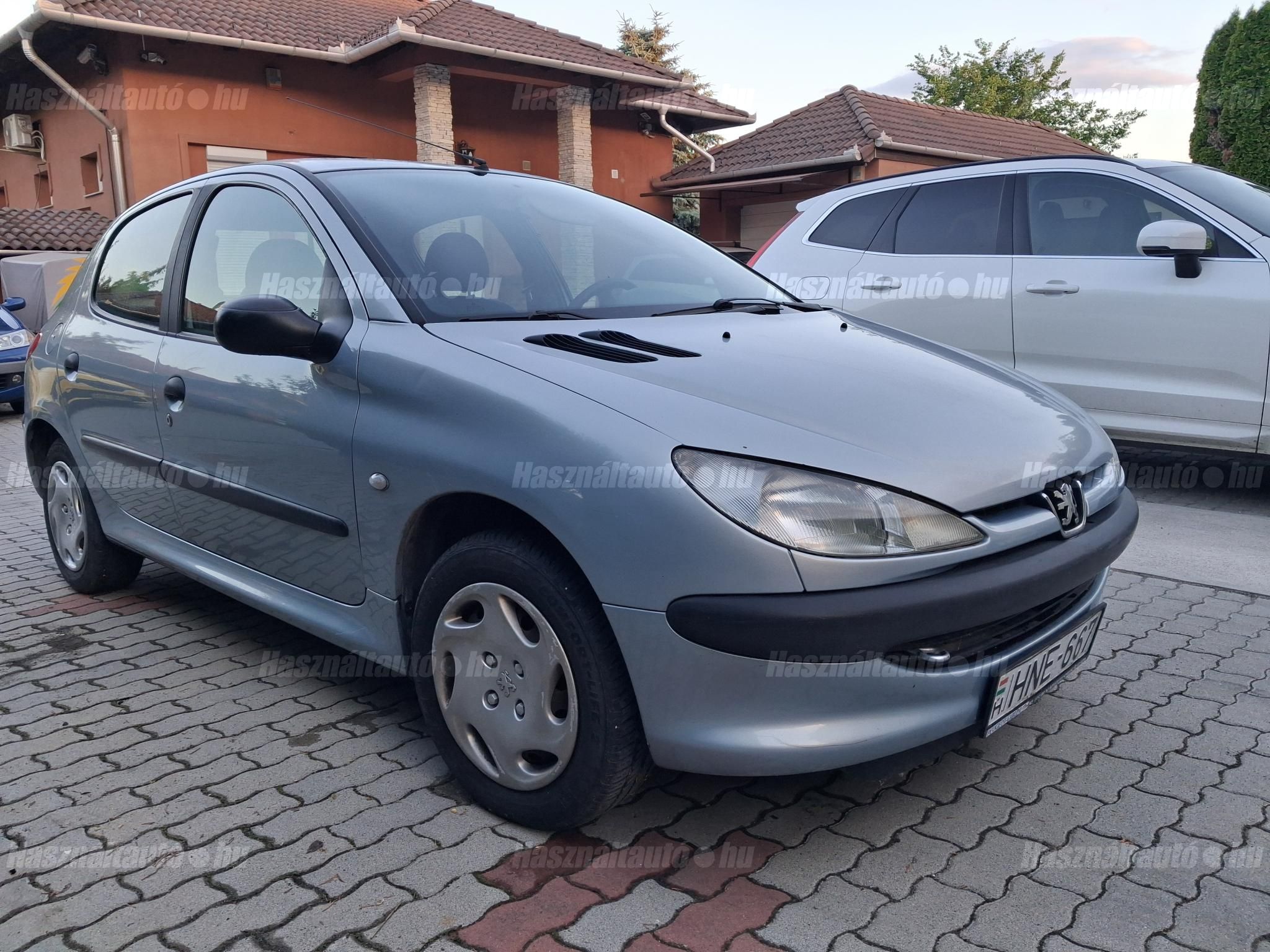 PEUGEOT 206 2000/11 - 1