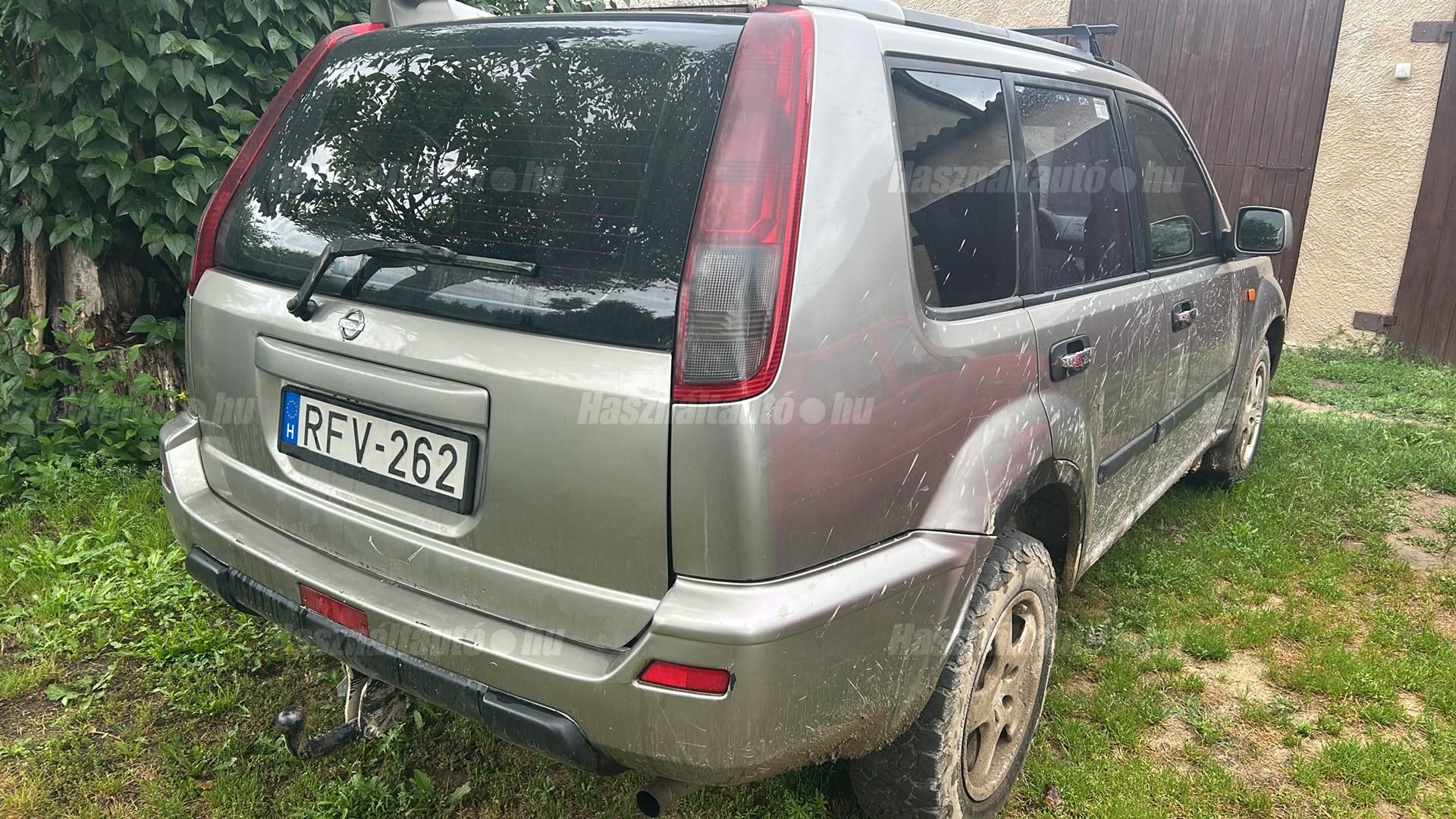 NISSAN X-TRAIL 2003 - 1