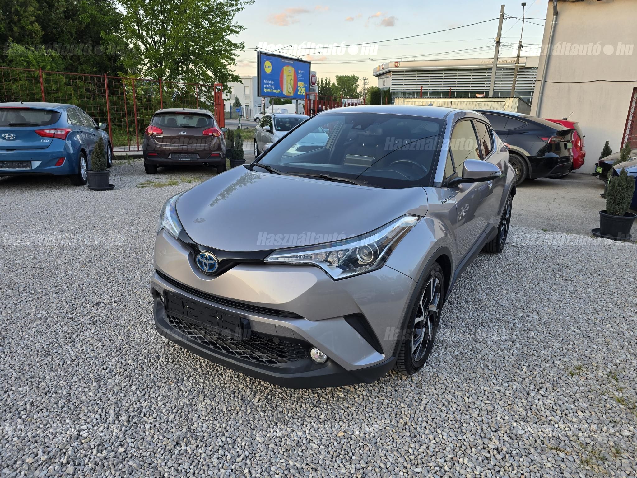 TOYOTA C-HR 2019/9 - 1